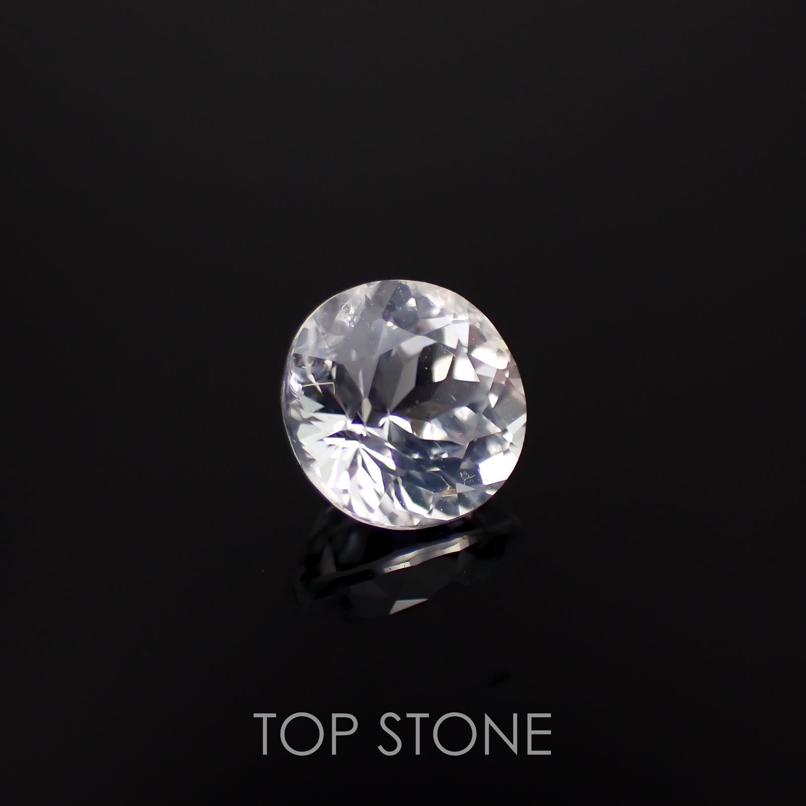 フェナカイト(宝石名フェナカイト)マダガスカル/ブラジル産 0.75ct 識別済[221119135]5.8x5.6mm前後