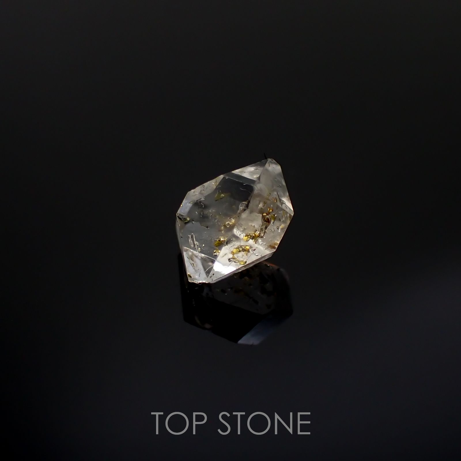 オイルインクォーツ 原石 パキスタン産 2.38ct[220616495]9.5x8.1mm前後