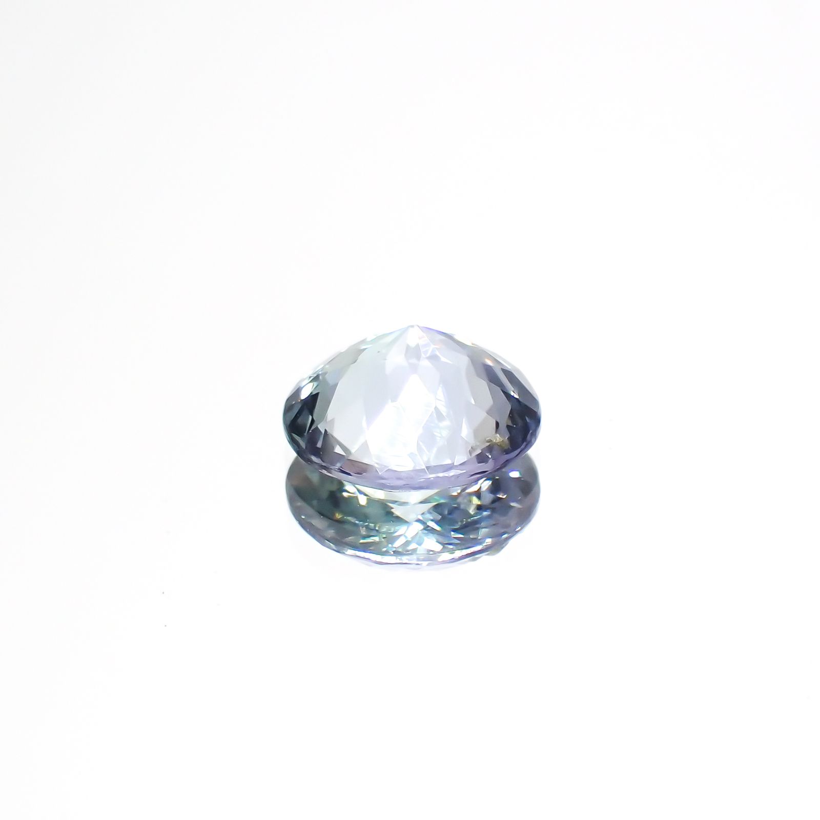 バイカラータンザナイト(宝石名タンザナイト/ゾイサイト)タンザニア産 1.10ct 識別済[231224646]7x6.9mm前後