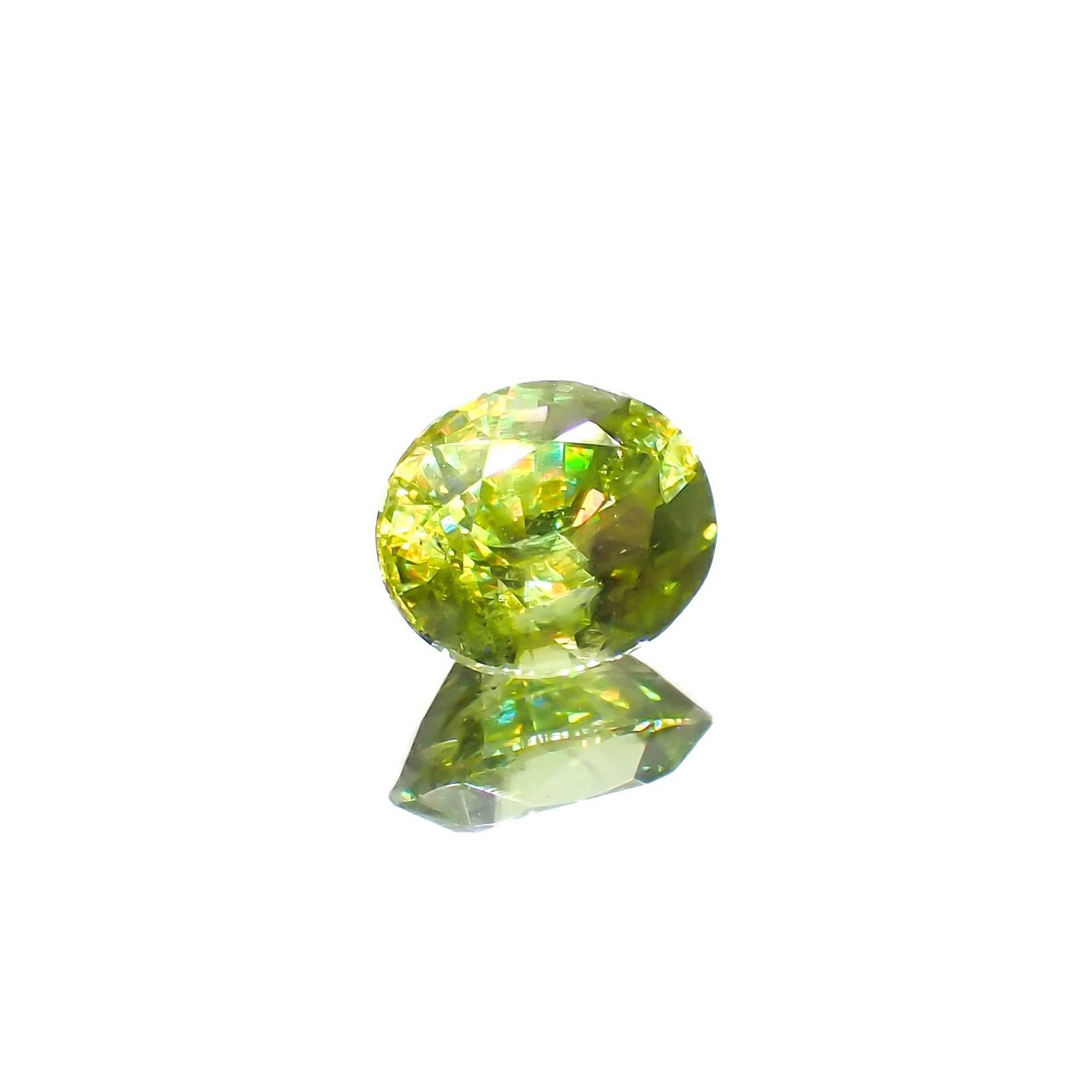 スフェーン(宝石名スフェーン)マダガスカル産 識別済 0.98ct / 6.5x5.4mm前後 [260120094]