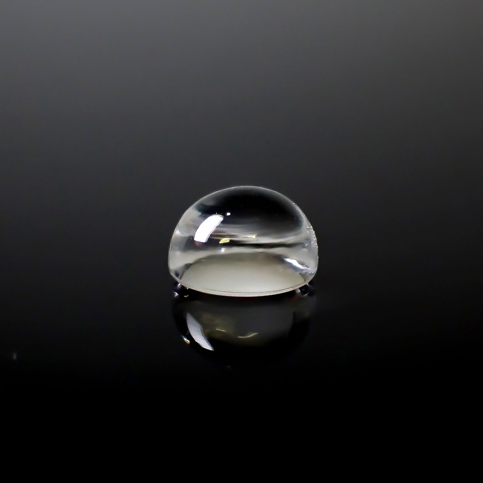 フェナカイト(宝石名フェナカイト)ブラジル産 2.17ct 識別済[250229862]8x8mm前後