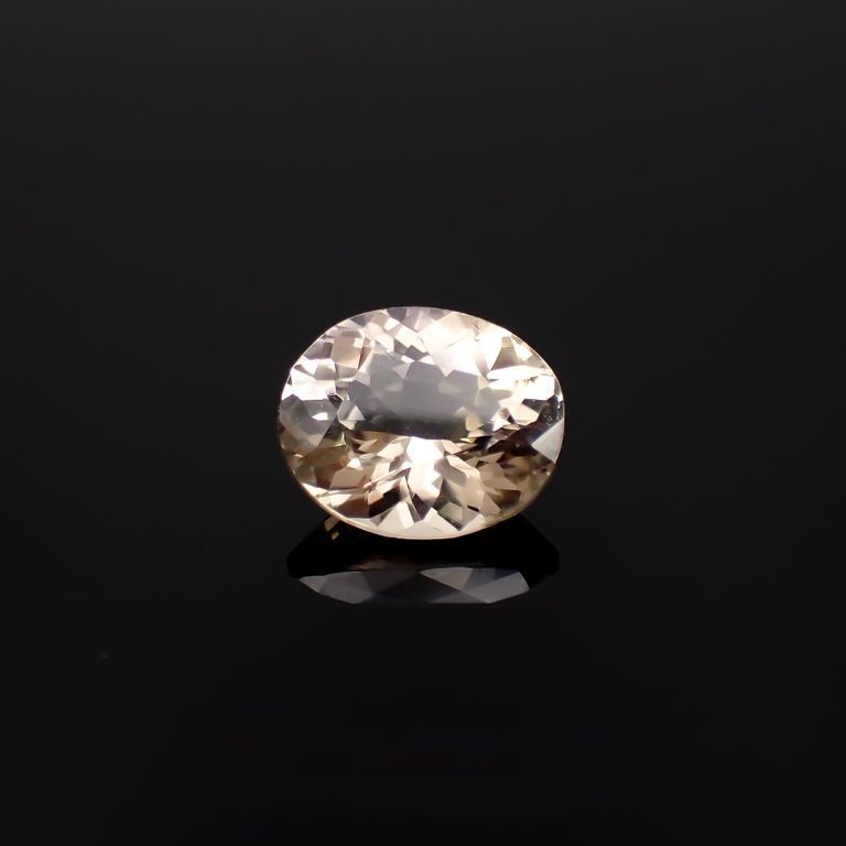 バライト(宝石名バライト)マダガスカル産 7.117ct ソ付(彩珠)[230220347]12x9.9mm前後