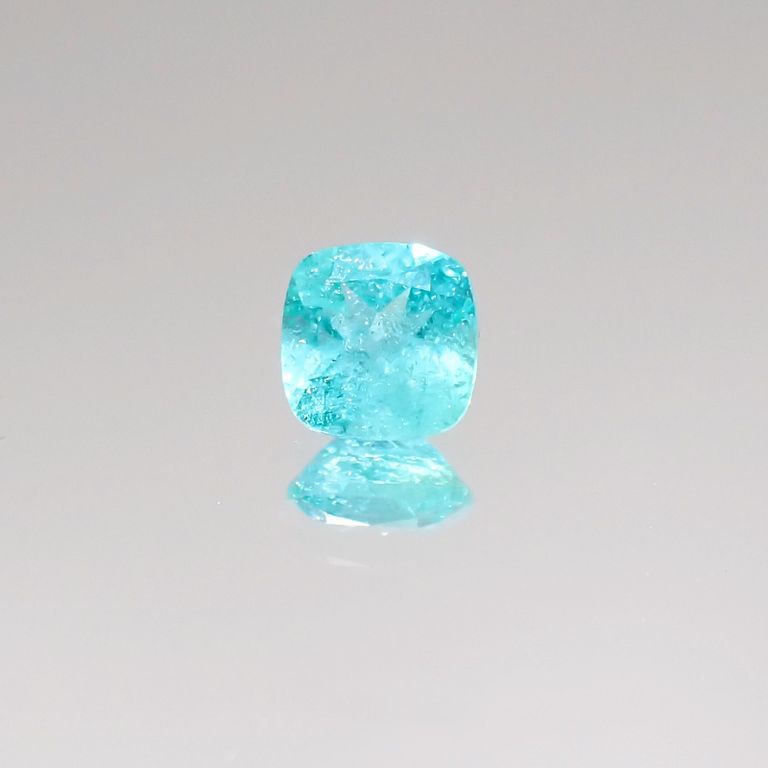 パライバトルマリン(宝石名トルマリン/別名パライバ・トルマリン) ブラジル産 0.256ct ソ付(宝貴協)[20106447]3.8×3.8mm前後