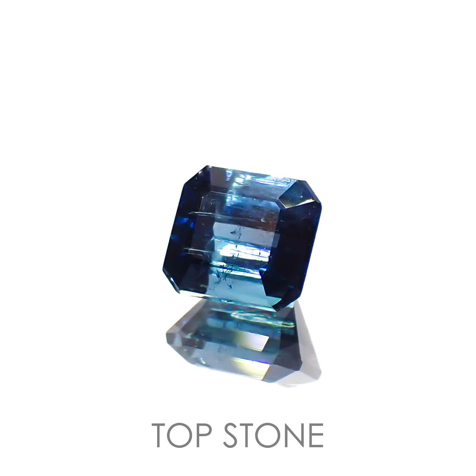 インディゴライト(宝石名トルマリン)アフガニスタン産 0.38ct 識別済[221219662]4.2x3.9mm前後