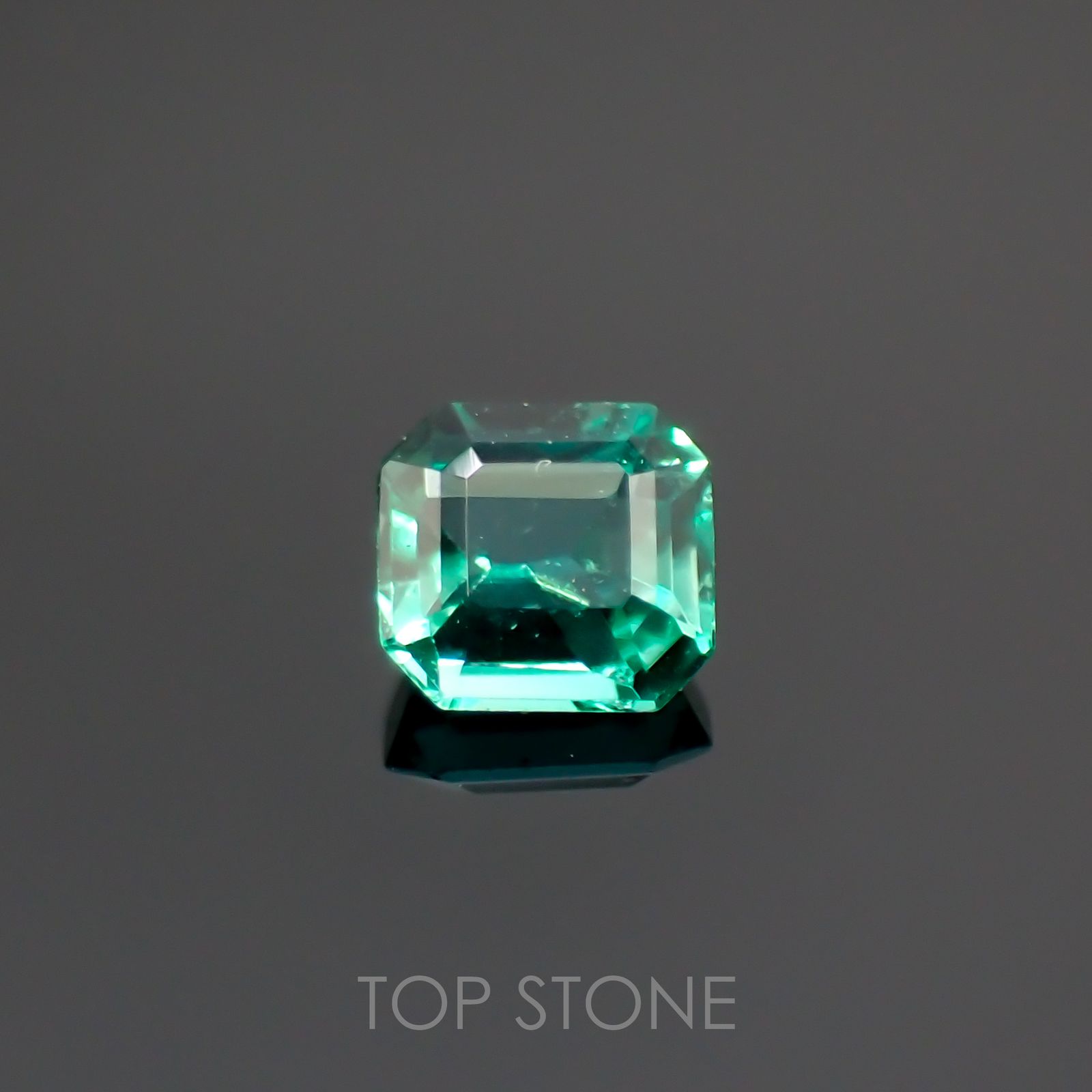 エメラルド コロンビア産 ルース 0.12ct[201812831]3.1×3mm前後