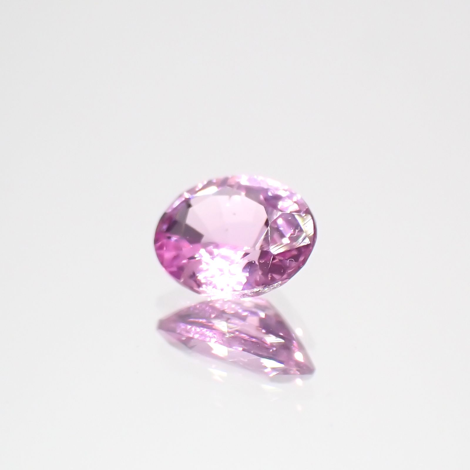 ネオンピンクサファイア スリランカ産 0.41ct[230421534]4.9x4mm前後