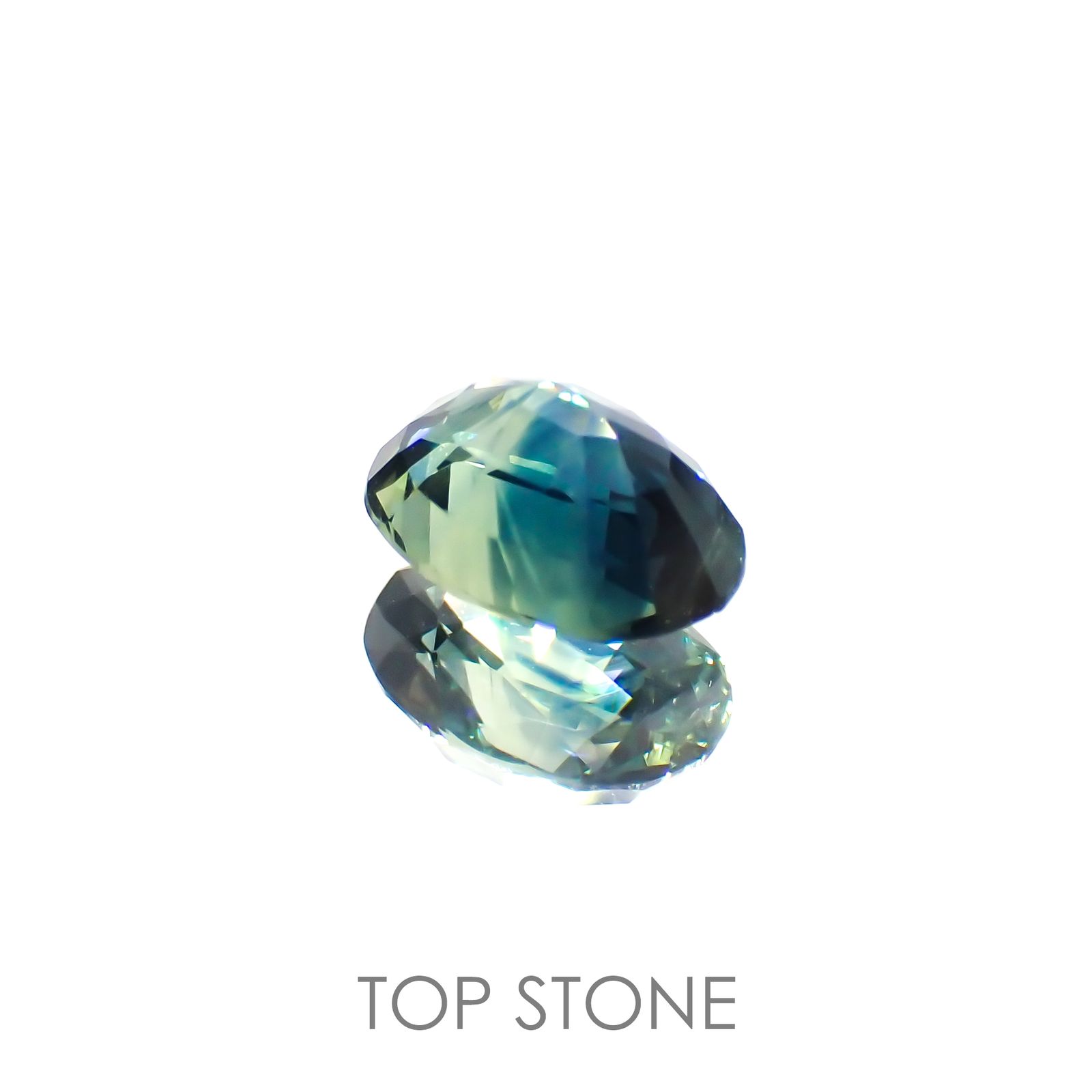 バイカラーサファイア(宝石名バイカラー・サファイア)マダガスカル/オーストラリア産 1.14ct 識別済[220114086]6.9x5.1mm前後