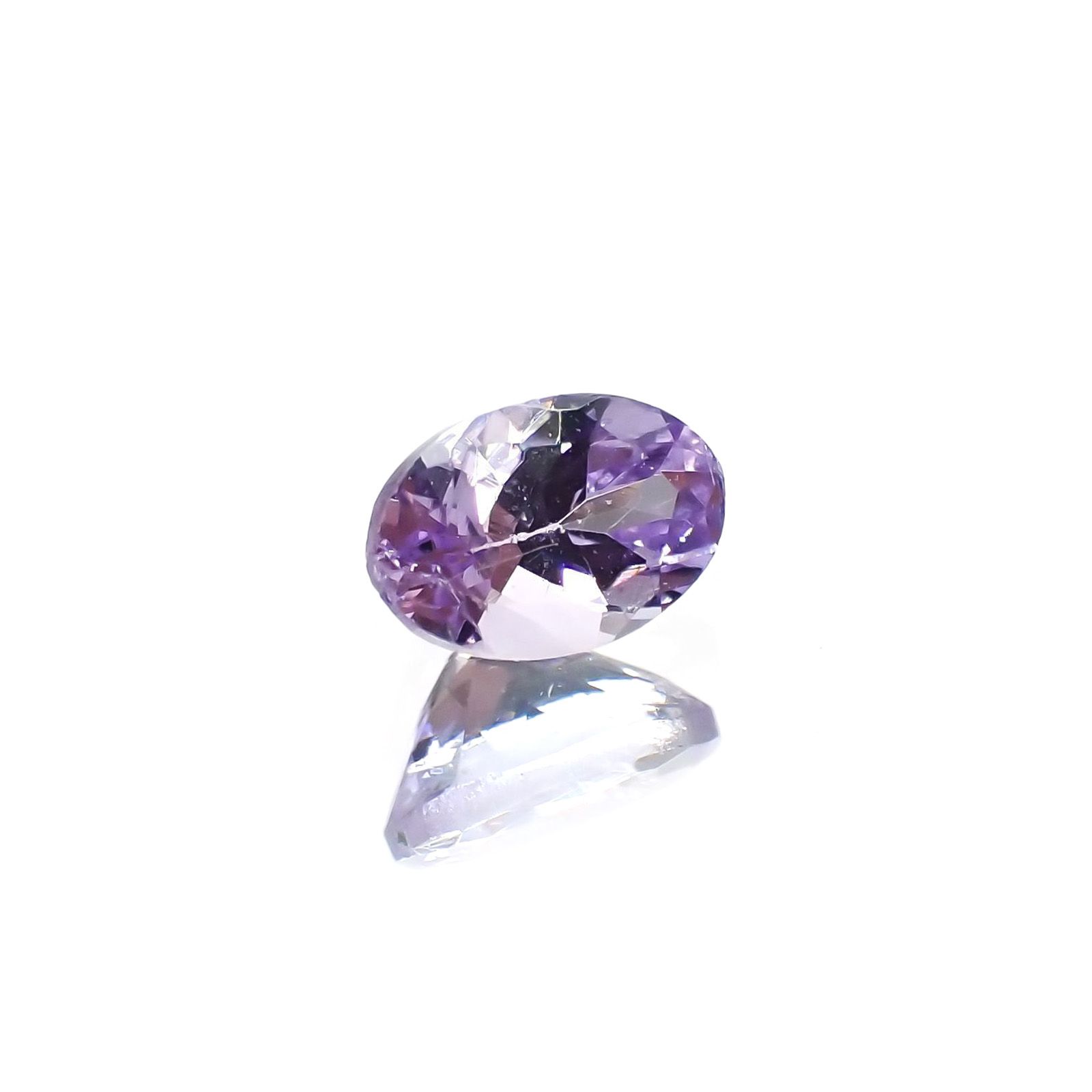 バイオレットゾイサイト(宝石名バイオレット・ゾイサイト)タンザニア産 識別済 0.56ct / 6x4mm前後 [220114944]