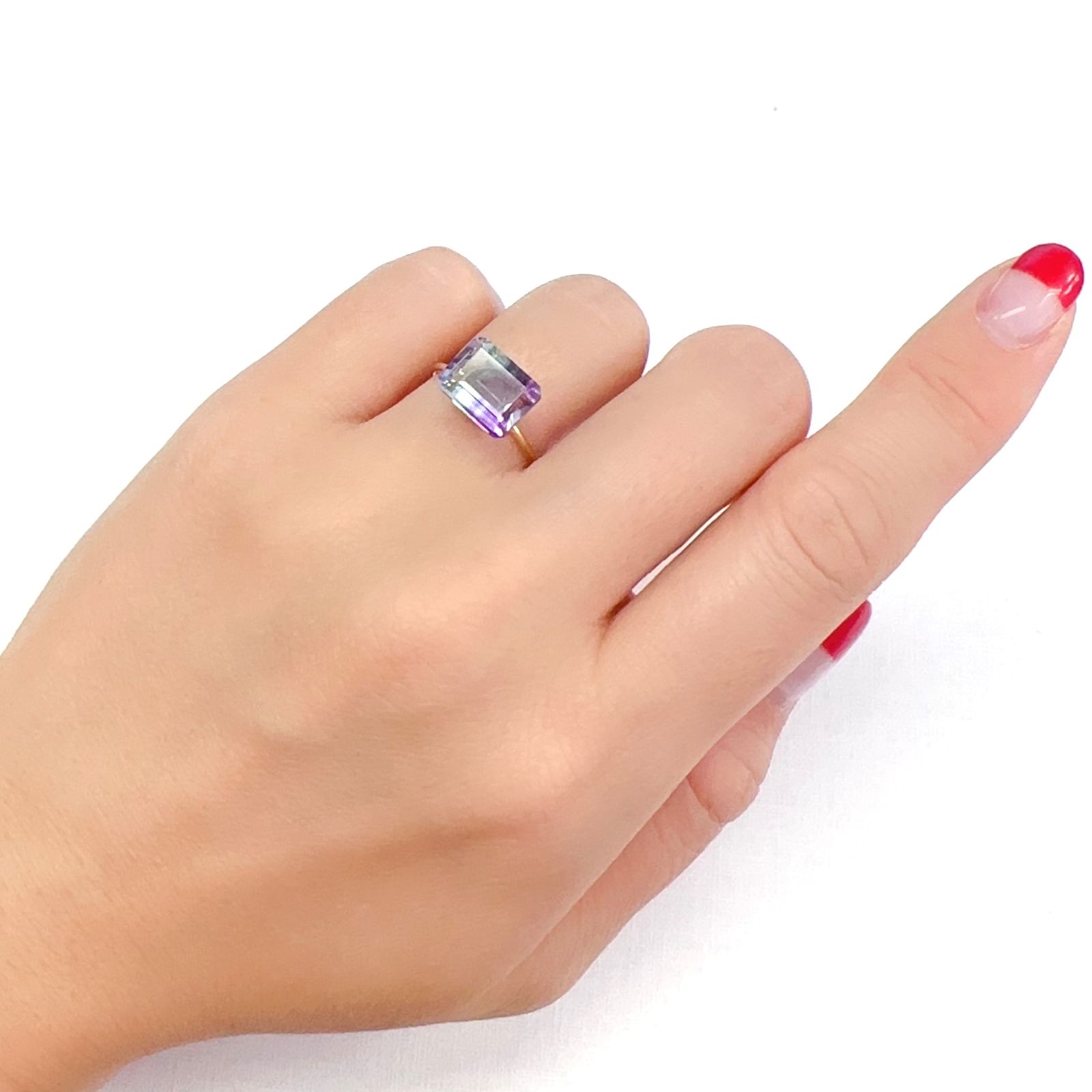 パーティカラーフローライト フルオレッセンス ブラジル産 4.01ct[230823268]10.1x7.9mm前後