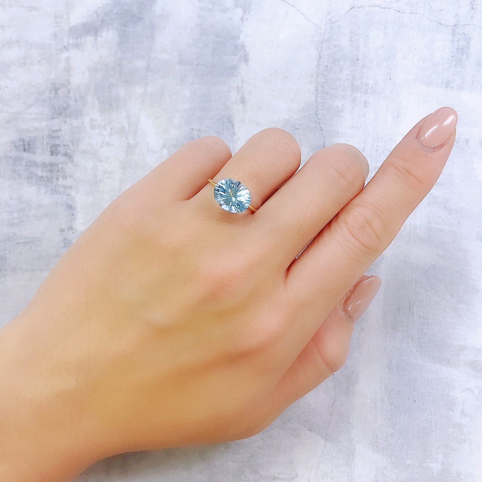 ブルートパーズ ブラジル産 4.18ct[221219348]11x9mm前後