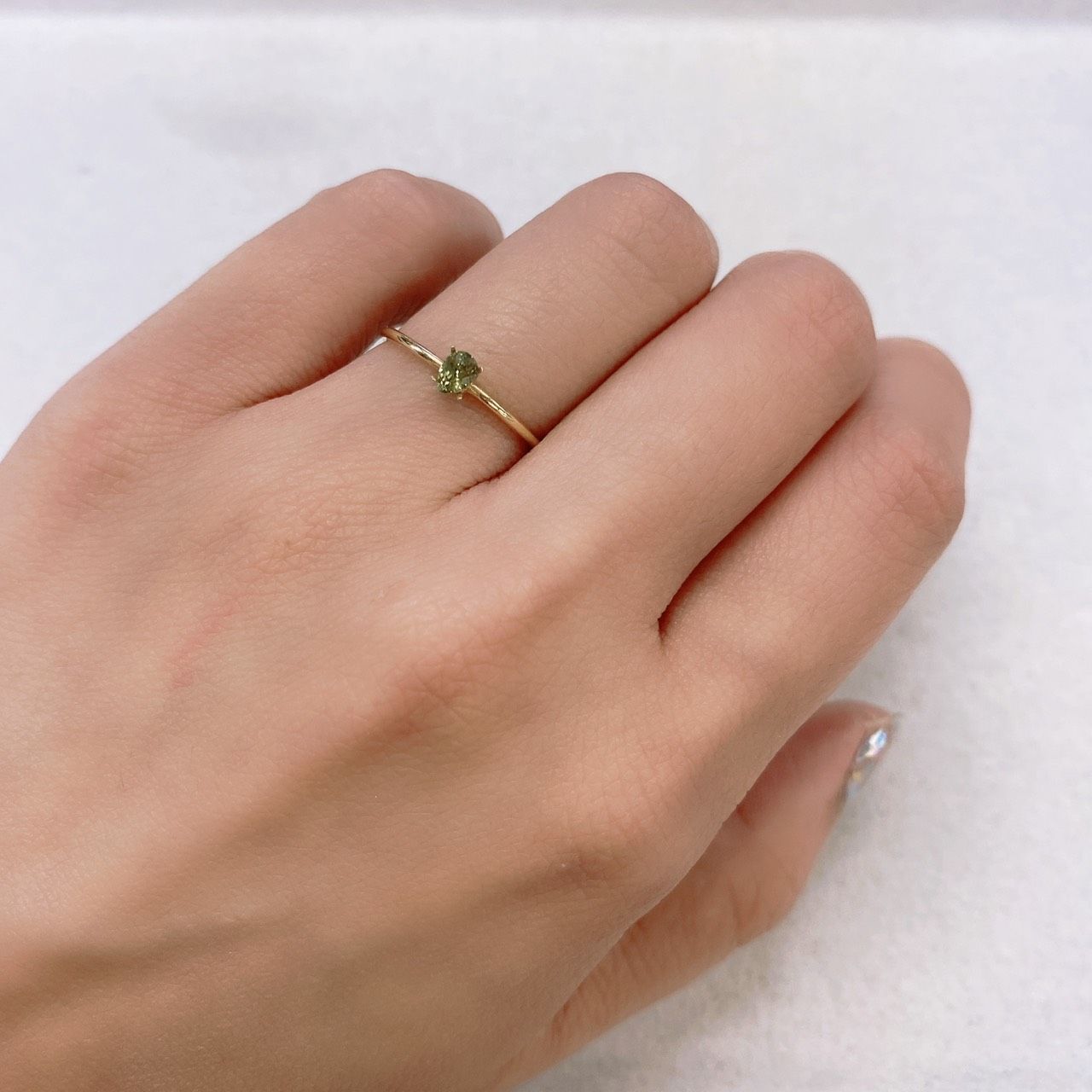 デマントイドガーネット ナミビア産 ルース 0.19ct[210812784]3.9×2.8mm前後