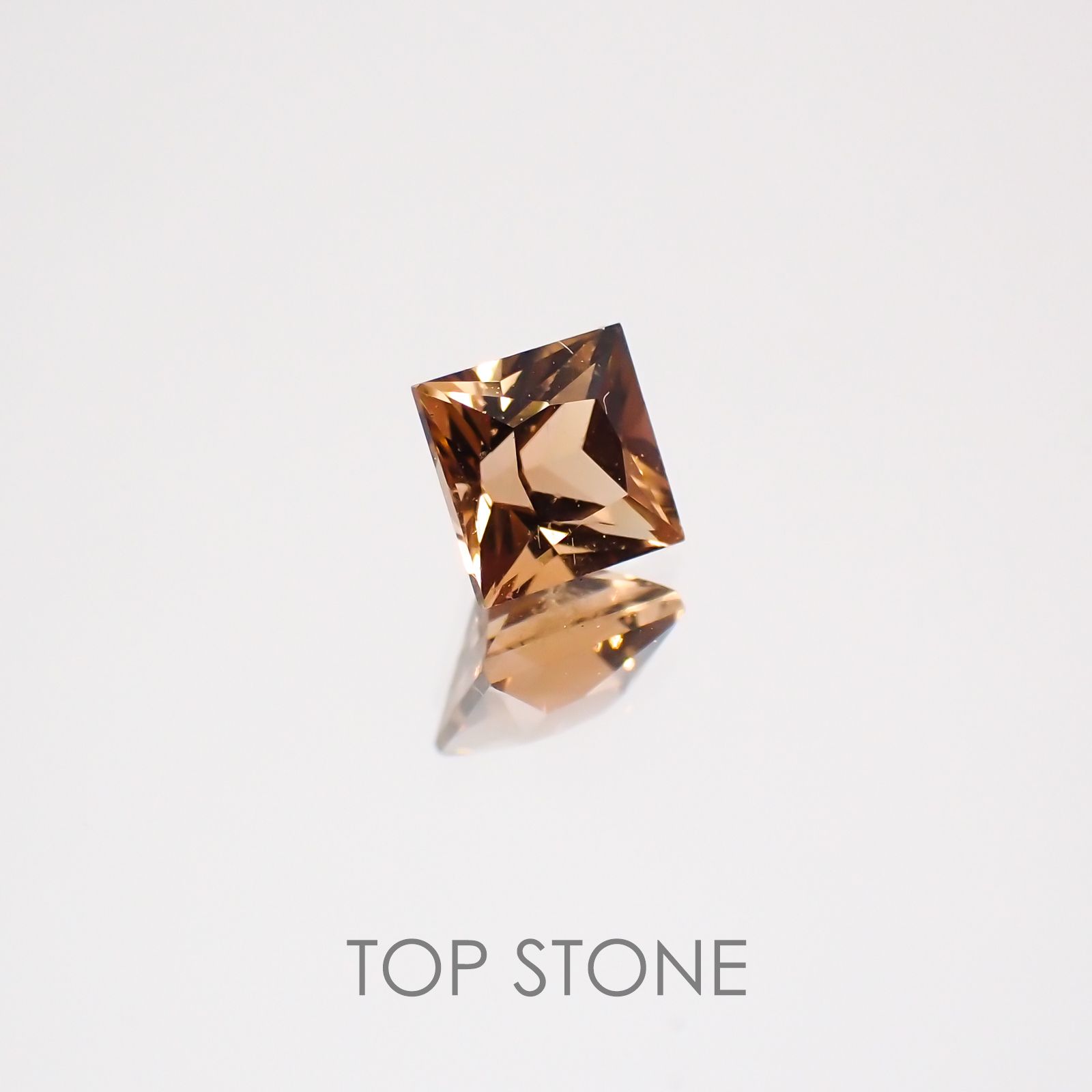 ◇プリンセスカット◇オレンジトルマリン(宝石名トルマリン) ブラジル産 0.44ct 識別済[21018903]4×4mm前後