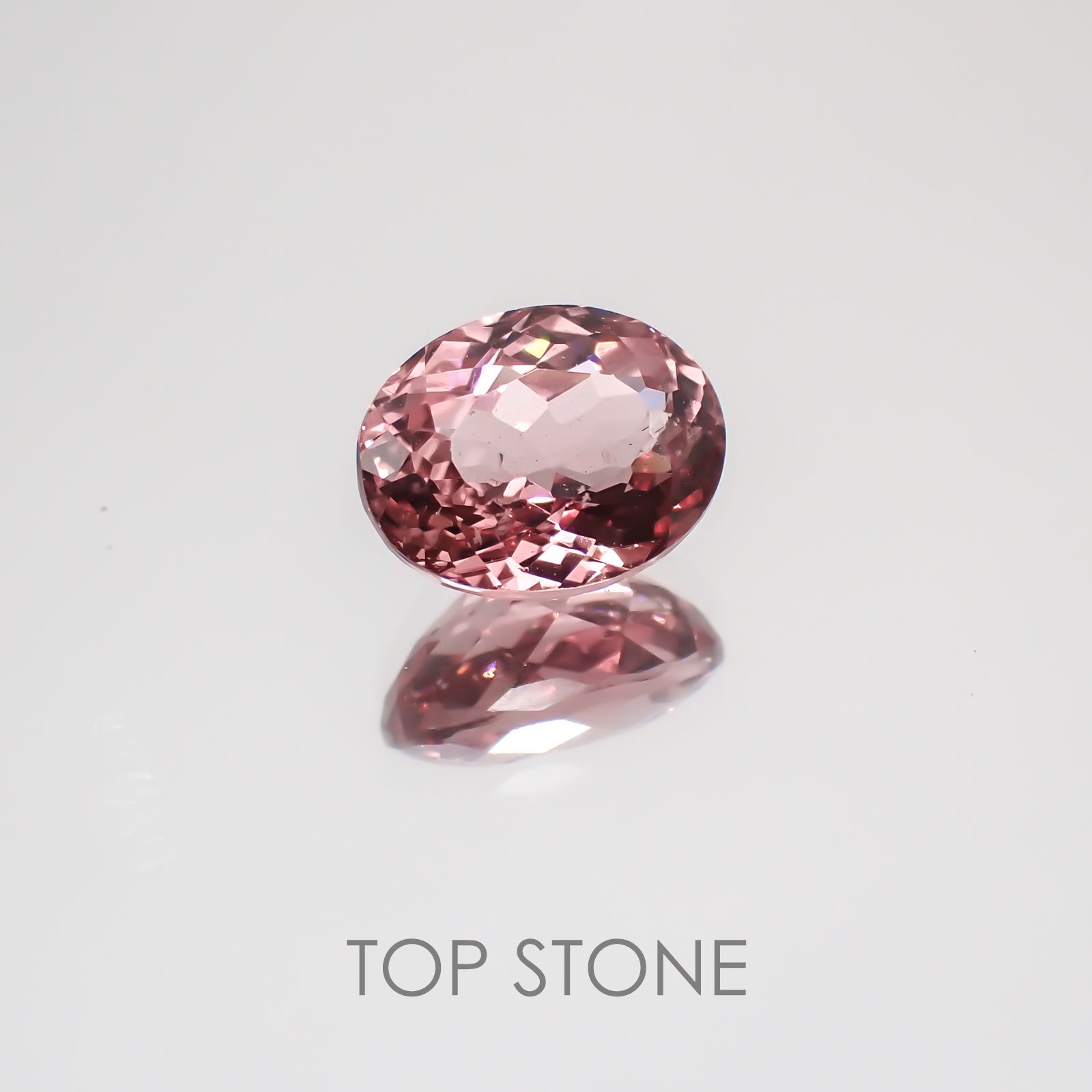 マラヤガーネット(宝石名ガーネット) タンザニア・マヘンゲ産 1.51ct 識別済[20052452]7.3×5.7mm前後