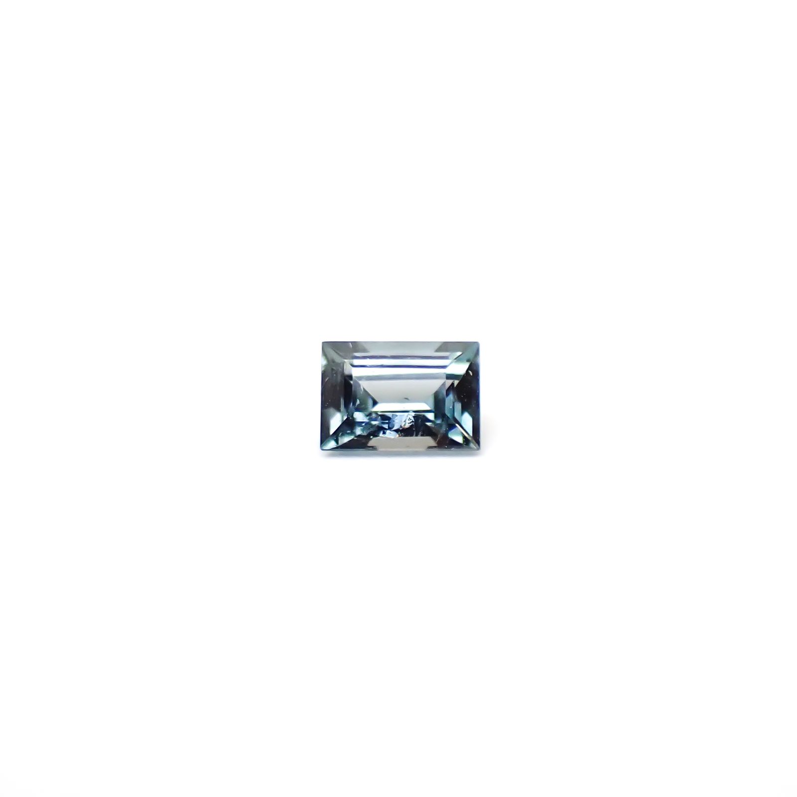 サファリン スリランカ産 0.16ct / 3.6x2.5mm前後 [260432053]