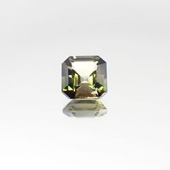 オリーブグリーントルマリン(宝石名トルマリン)ブラジル産 0.93ct 識別済[231023952]5.9x5.8mm前後
