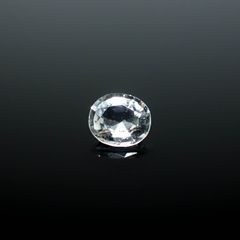 フォルステライト(宝石名フォルステライト)ビルマ産 0.15ct 識別済[250730787]3.7x3.2mm前後