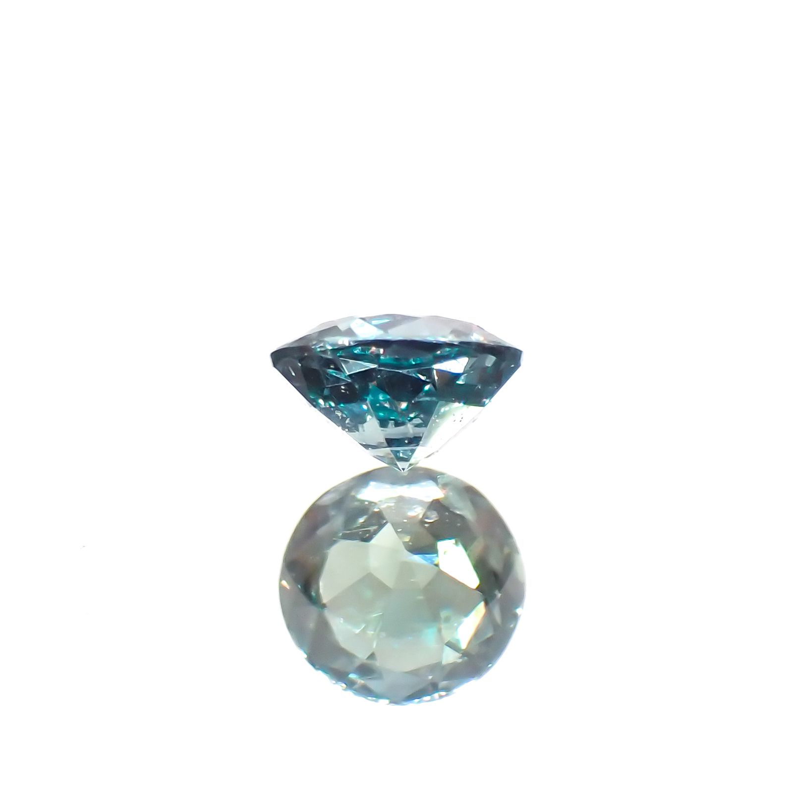 アレキサンドライト(宝石名アレキサンドライト)ブラジル産/EmeraldMains社製 0.122ct ソ付(彩珠)[230522061]3x2.9mm前後