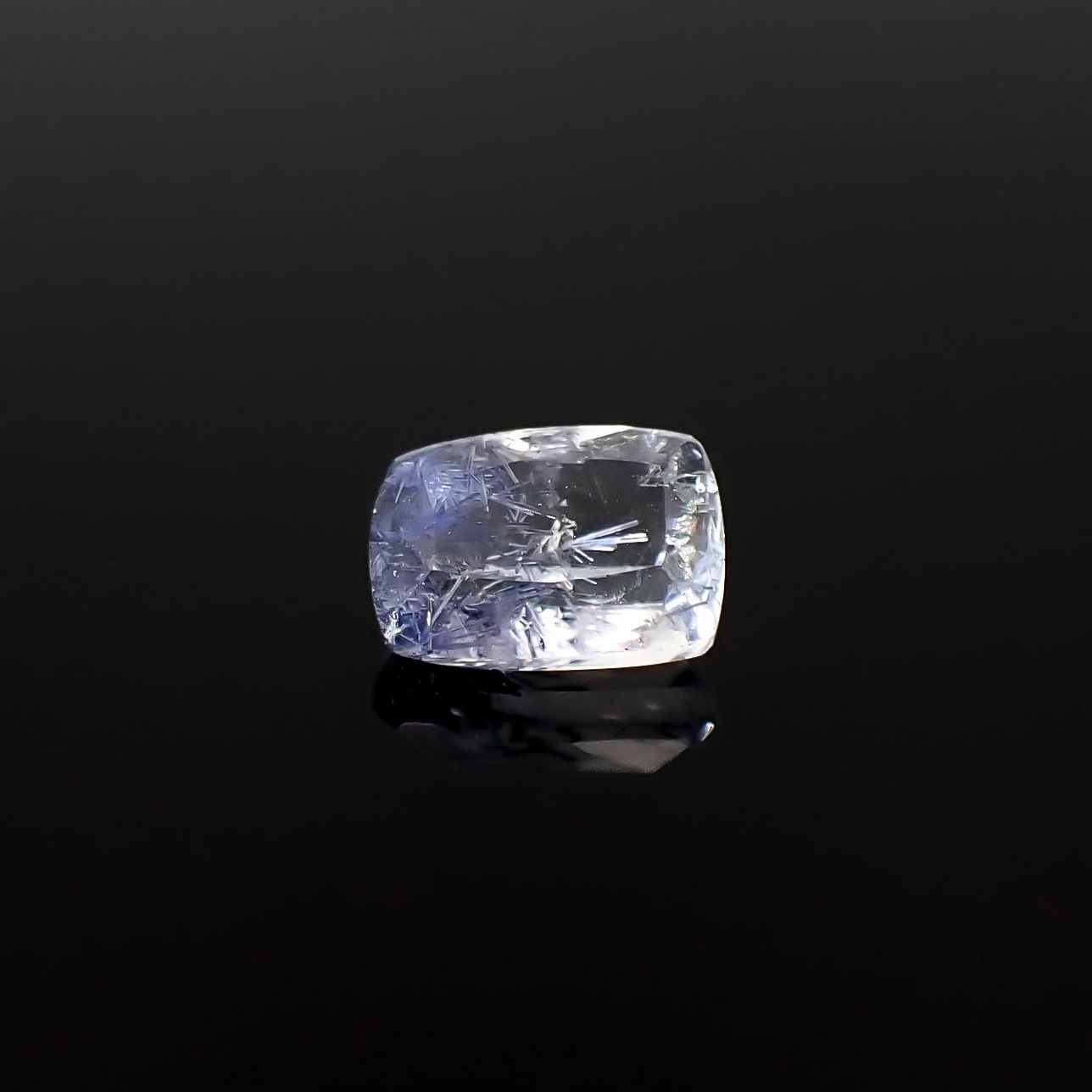 デュモルチェライトインクォーツ ブラジル産 0.86ct / 6.9x5mm前後 [260331852]