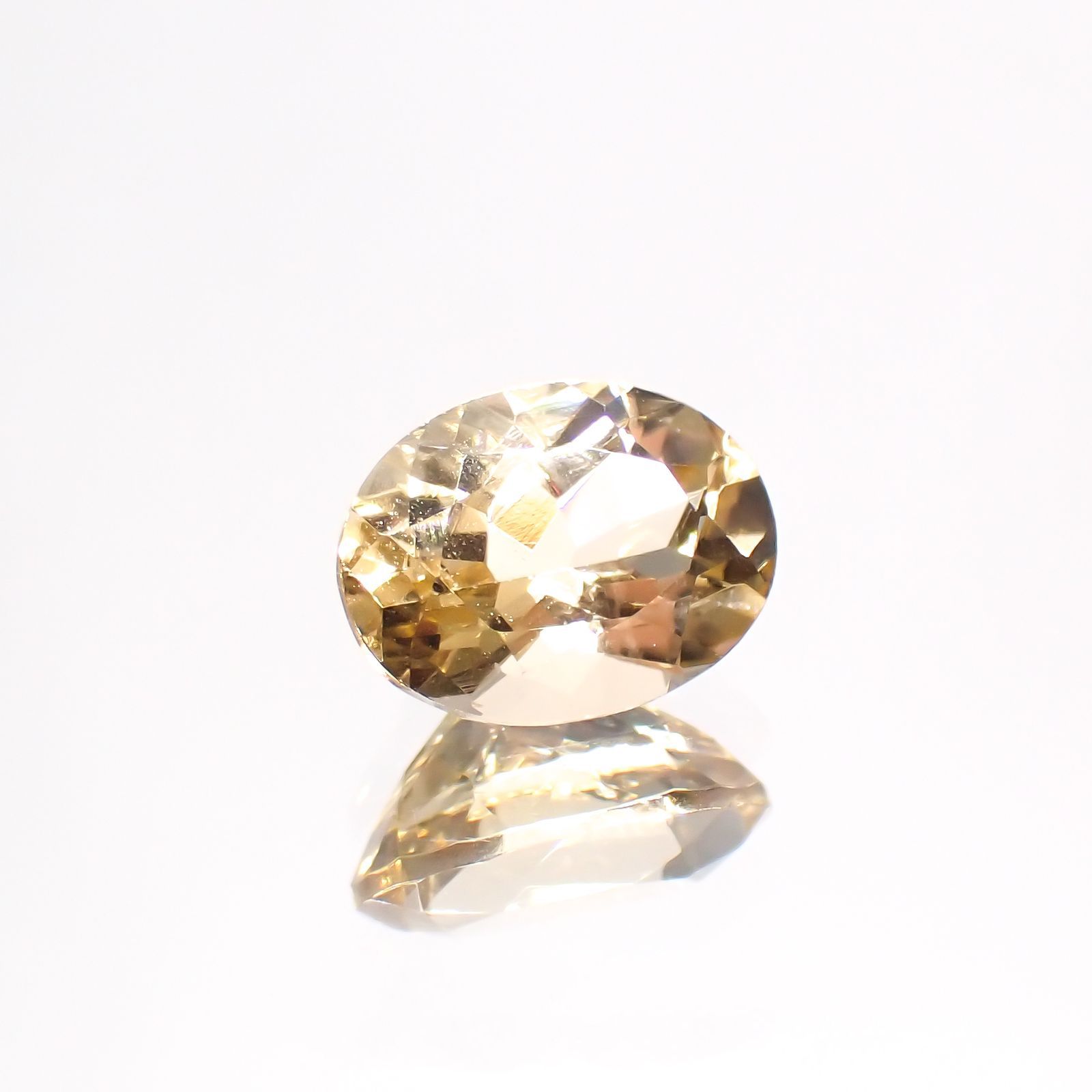 イエローベリル(宝石名イエロー・ベリル)ブラジル産 1.28ct 識別済[211113658]8x6.1mm前後