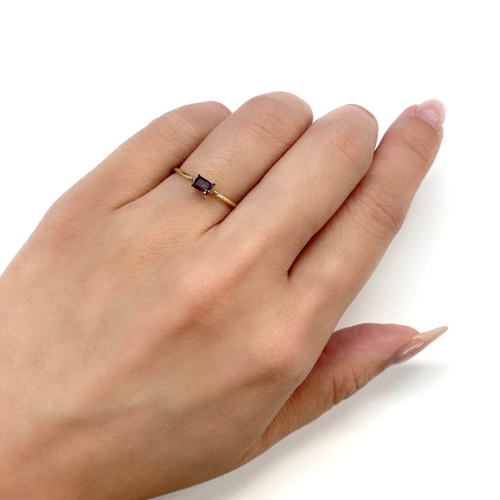 バイカラーサファイア(宝石名バイカラー・サファイア) タンザニア産 0.26ct 識別済[21069752]3.8×2.9mm前後