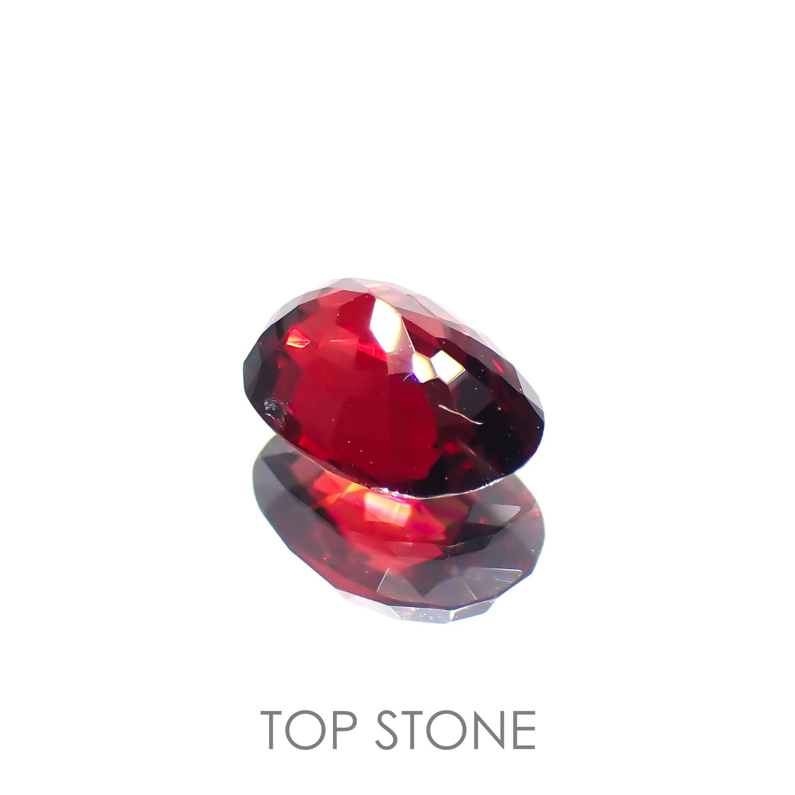 レッドスピネル(宝石名レッド・スピネル) タンザニア産 0.919ct ソ付(彩珠)[20085152]7.1×5.1mm前後
