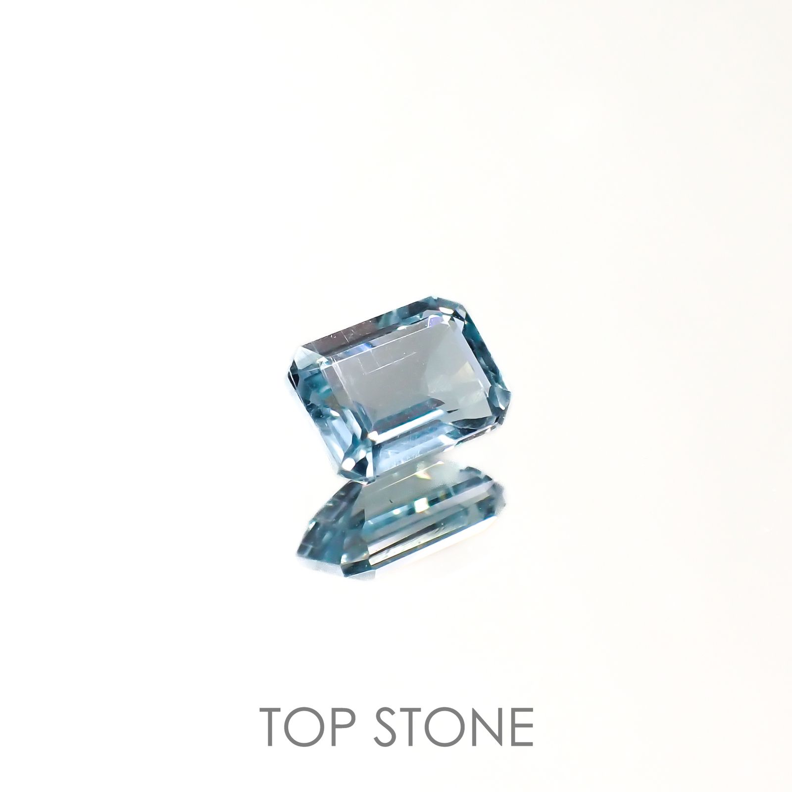 シーフォームカイヤナイト(宝石名カイヤナイト)タンザニア産 1.28ct 識別済[220616287]7x5mm前後