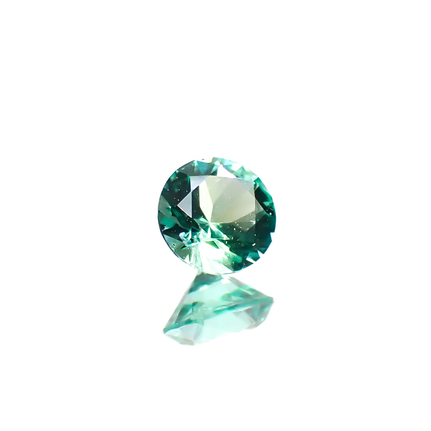 ノンオイルエメラルド ロシア産 0.11ct [250229871]3x3mm前後