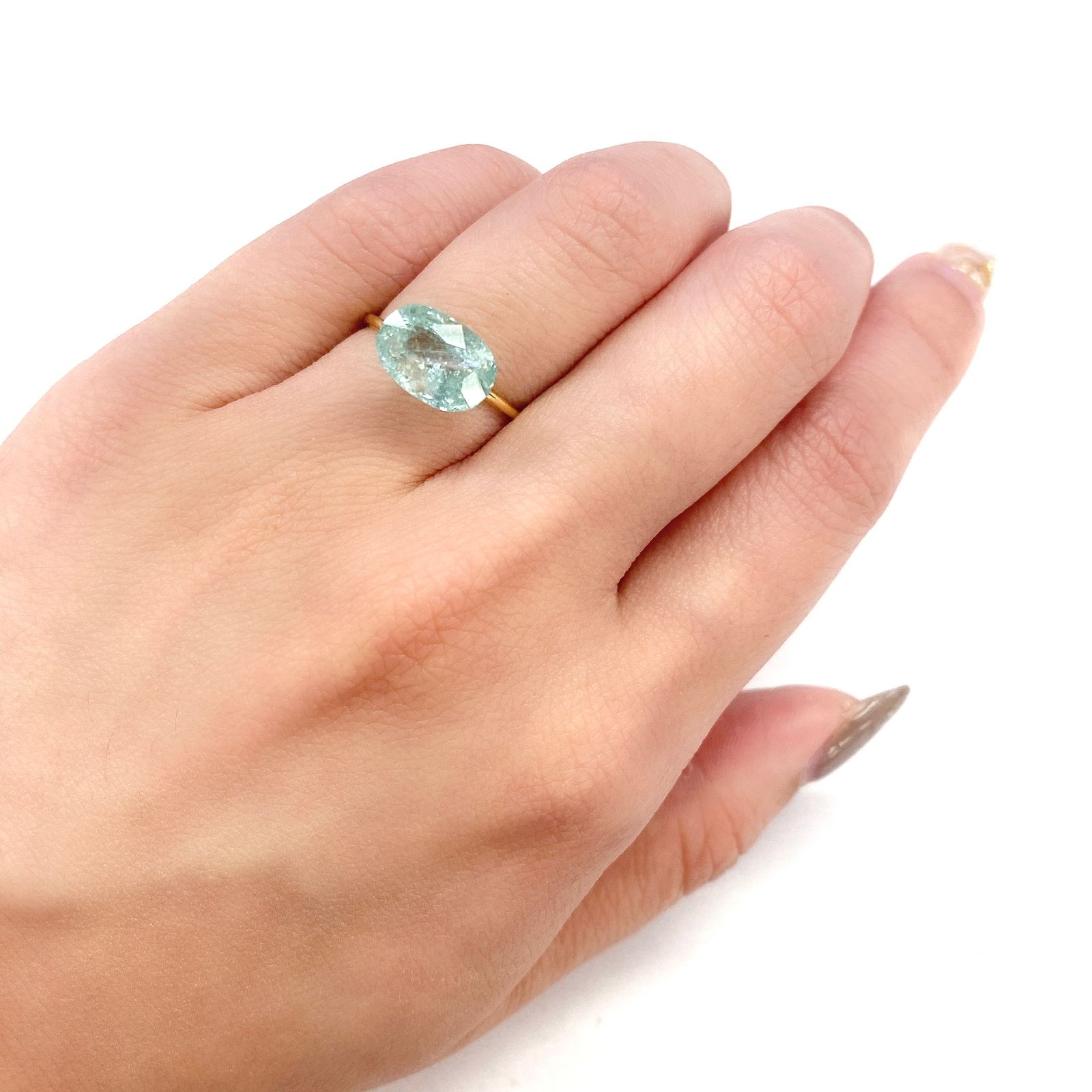 パライバトルマリン(宝石名トルマリン/別名パライバ・トルマリン) モザンビーク産 3.57ct 識別済[21059405]10.4×7.3mm前後