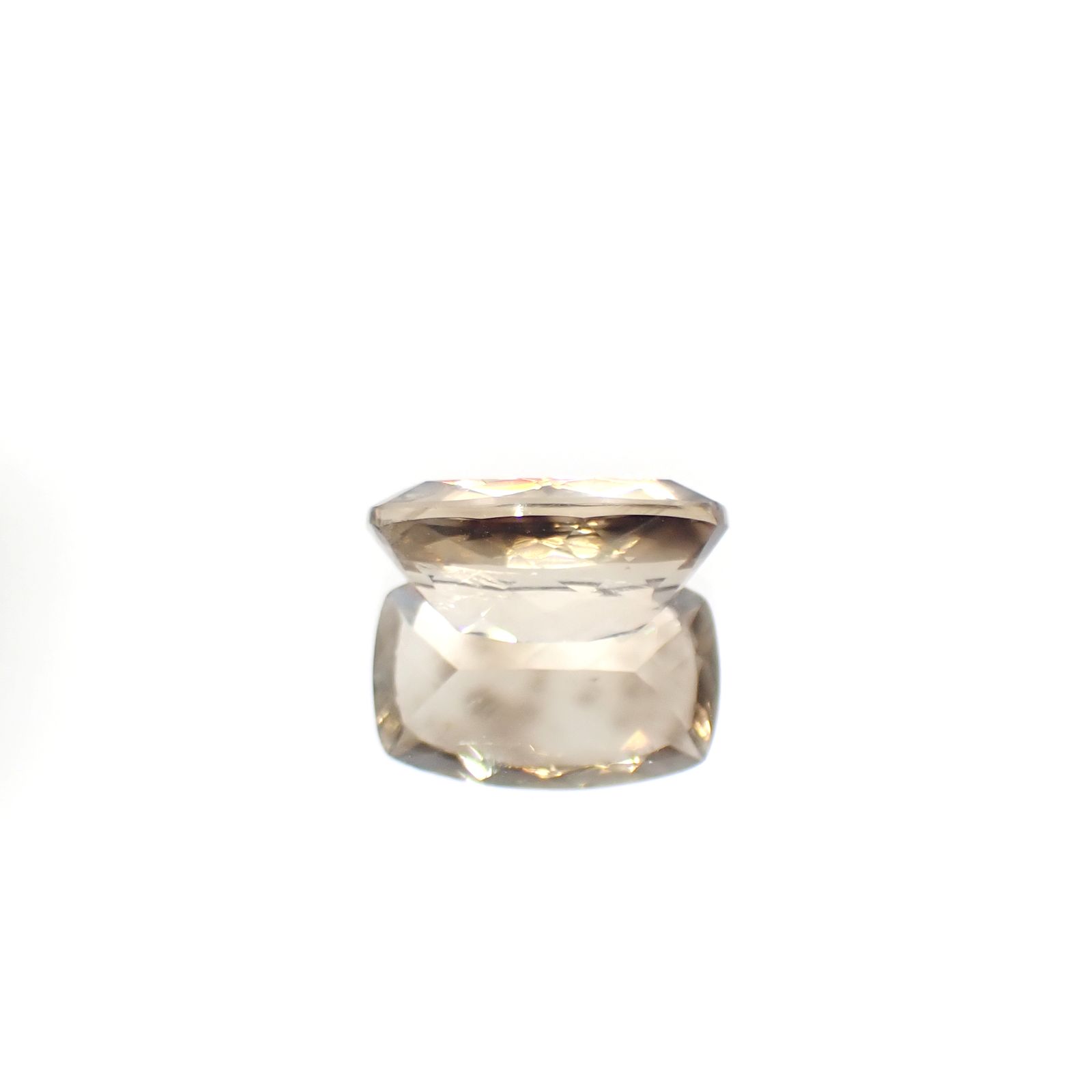 ダルメシアンクォーツ ブラジル産 6.89ct[240628236]15.6x10.2mm前後