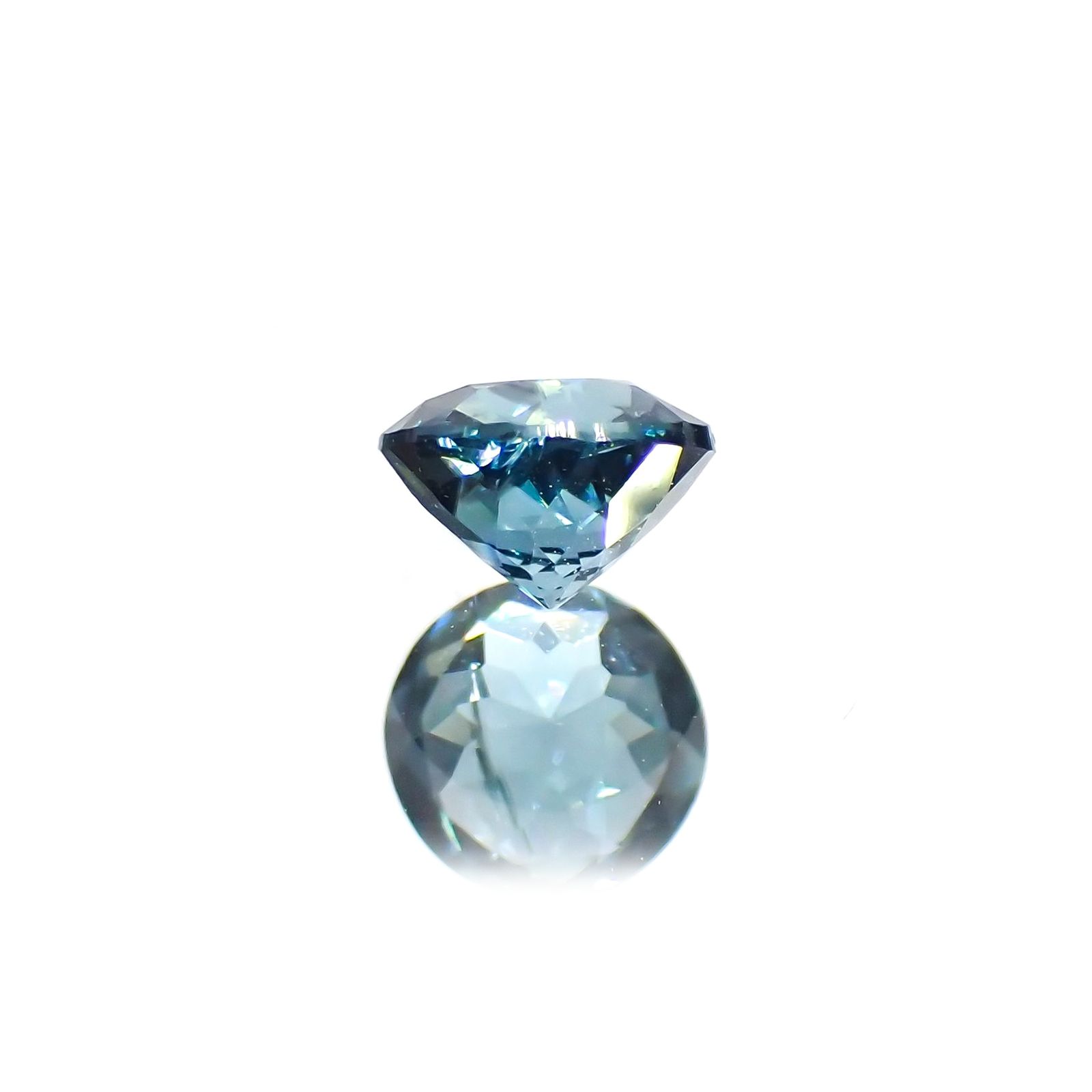 ブルートルマリン(宝石名トルマリン)アフガニスタン産 0.41ct 識別済[250115320]4.7x4.6mm前後