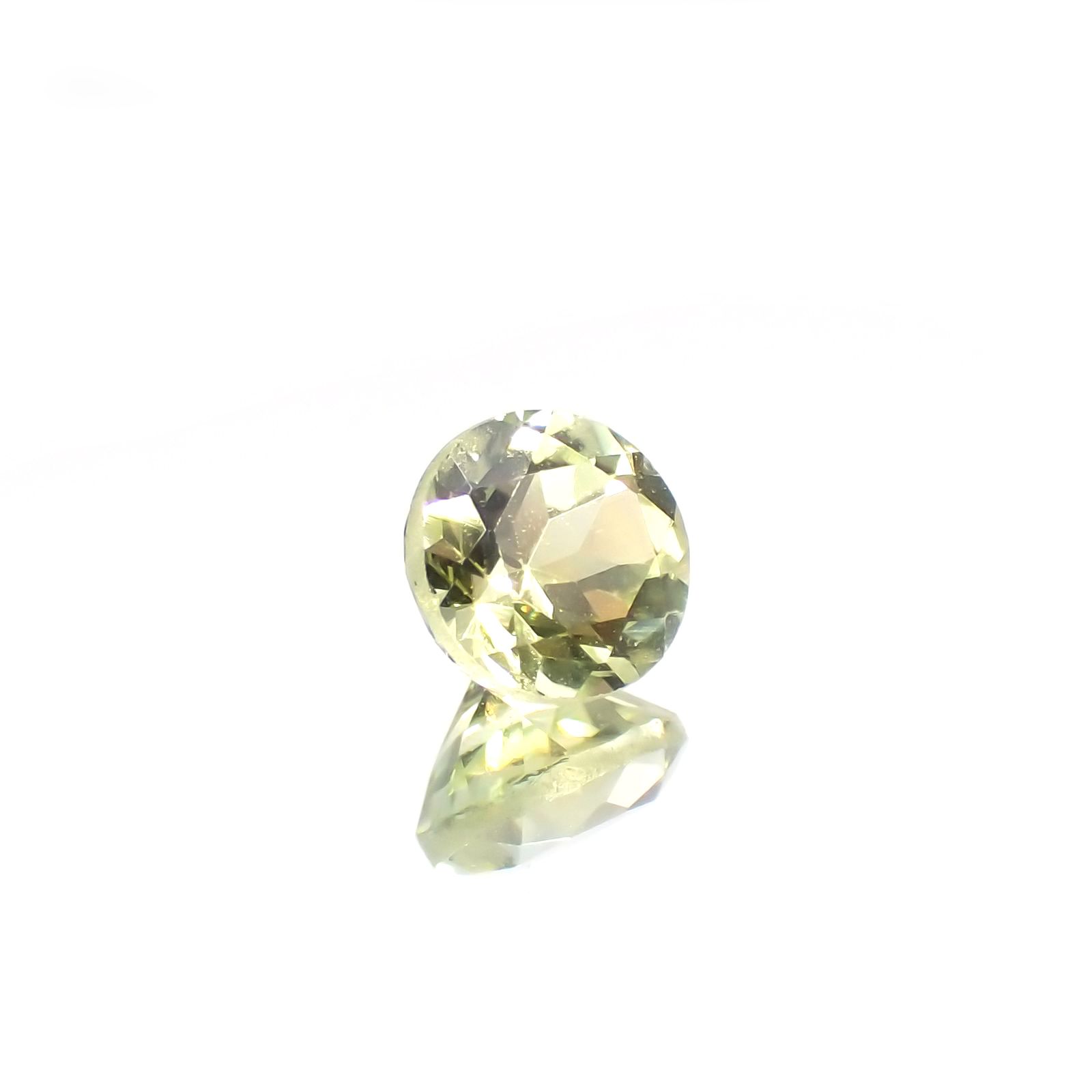 モンタナサファイア(宝石名サファイア) アメリカ・モンタナ州産 0.37ct 識別済[250712115]4×4mm前後