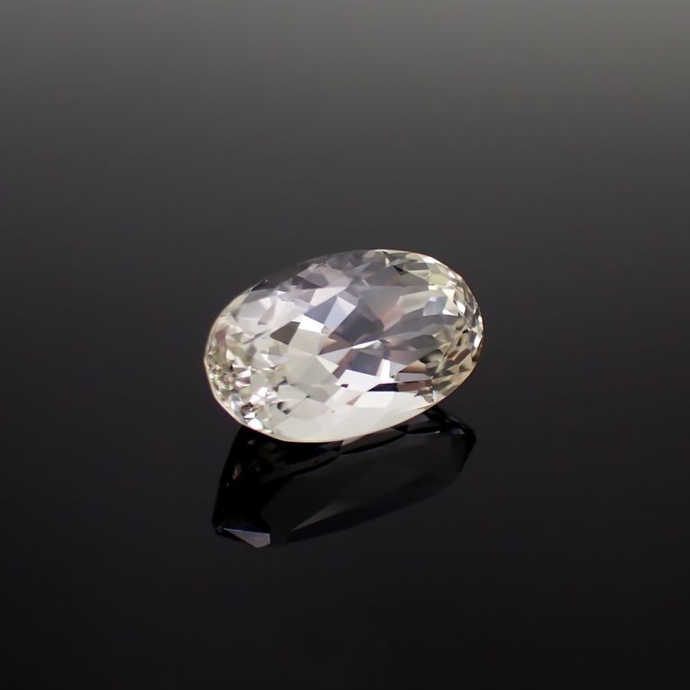 イエロースポジュミン フルオレッセンス(宝石名スポジュミン)アフガニスタン産 13.110ct ソ付[221018474]18.1x10.8mm前後