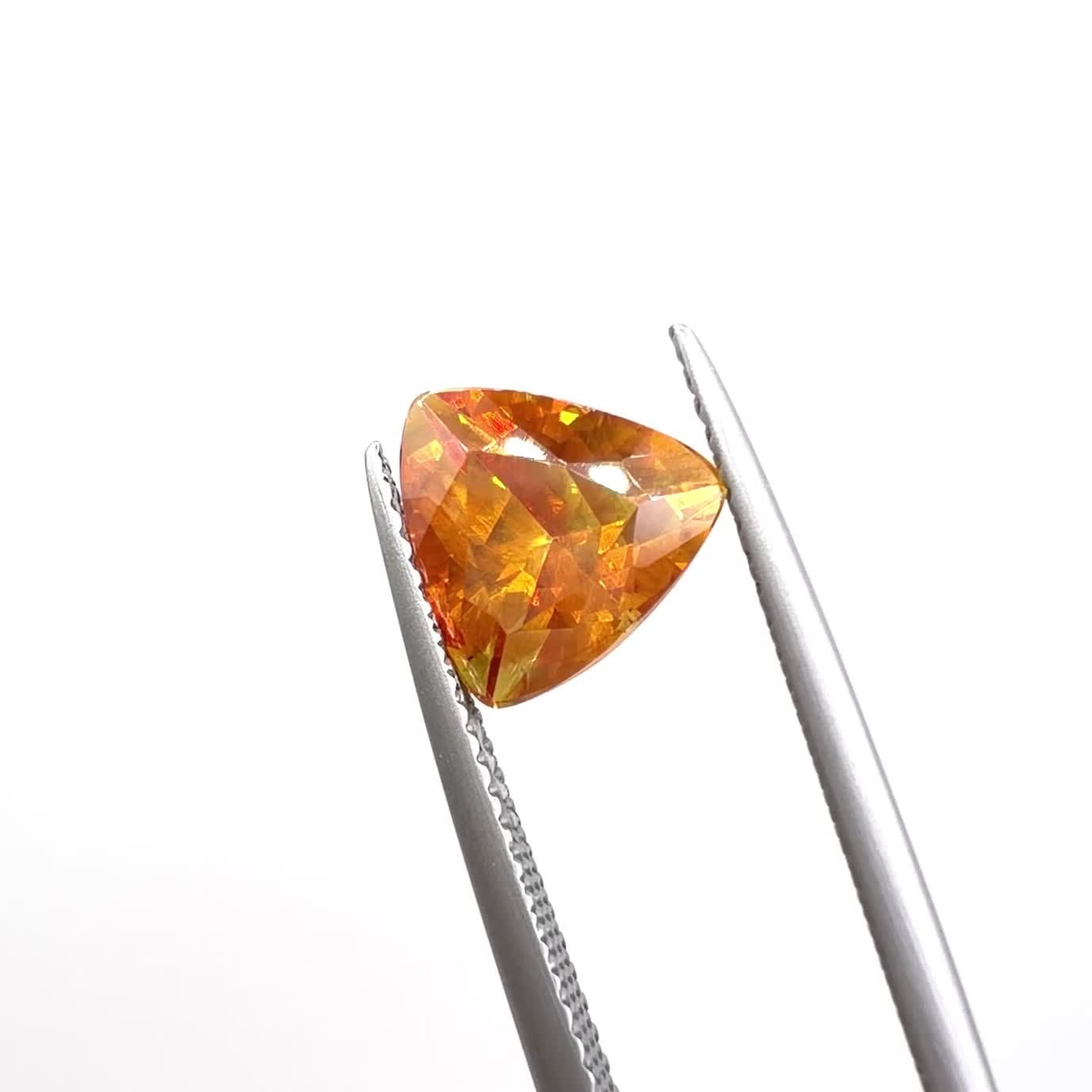 スファレライト(宝石名スファレライト)スペイン産 識別済 2.95ct / 8.5