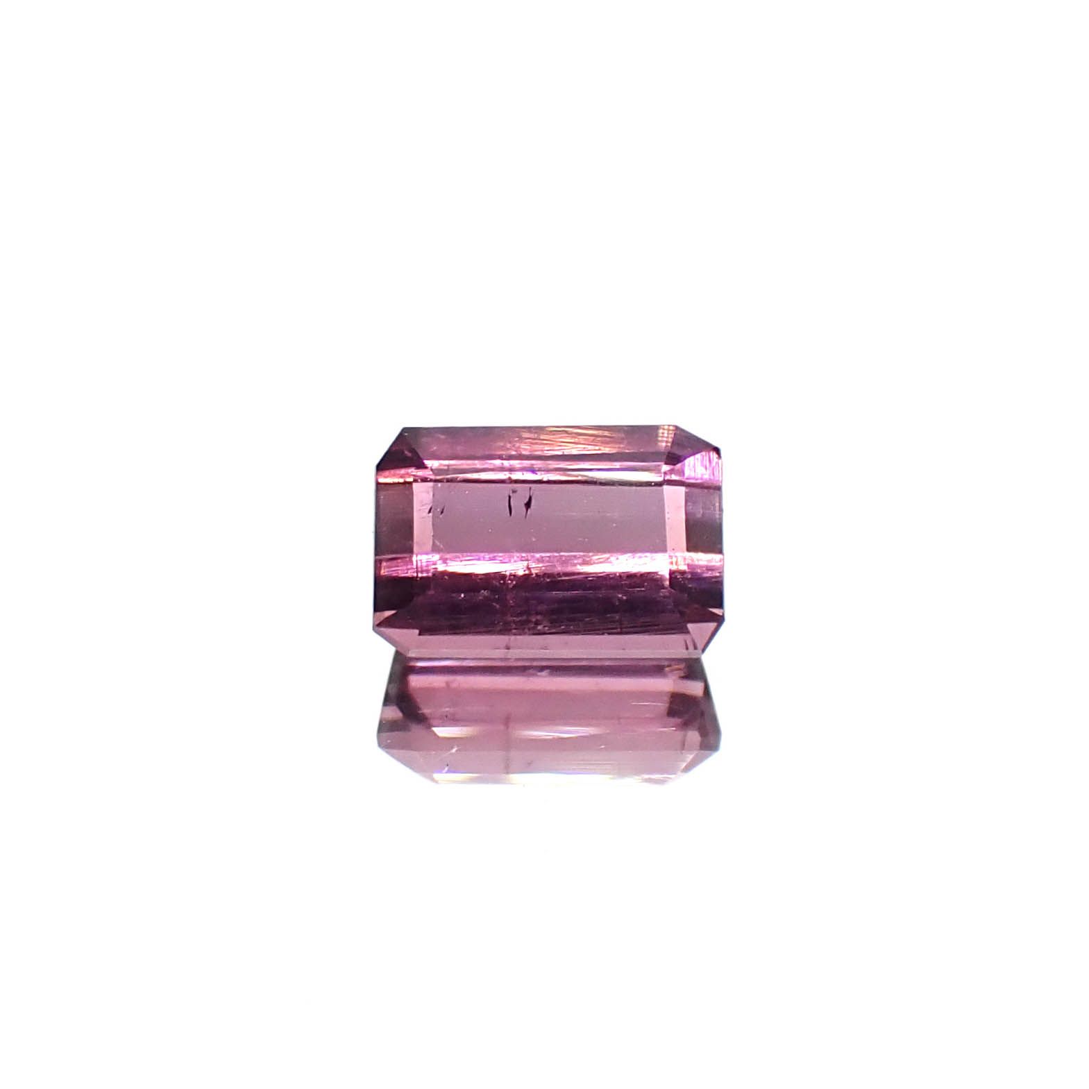 パープルトルマリン アフガニスタン産 0.67ct / 6x4mm前後 [251131311]