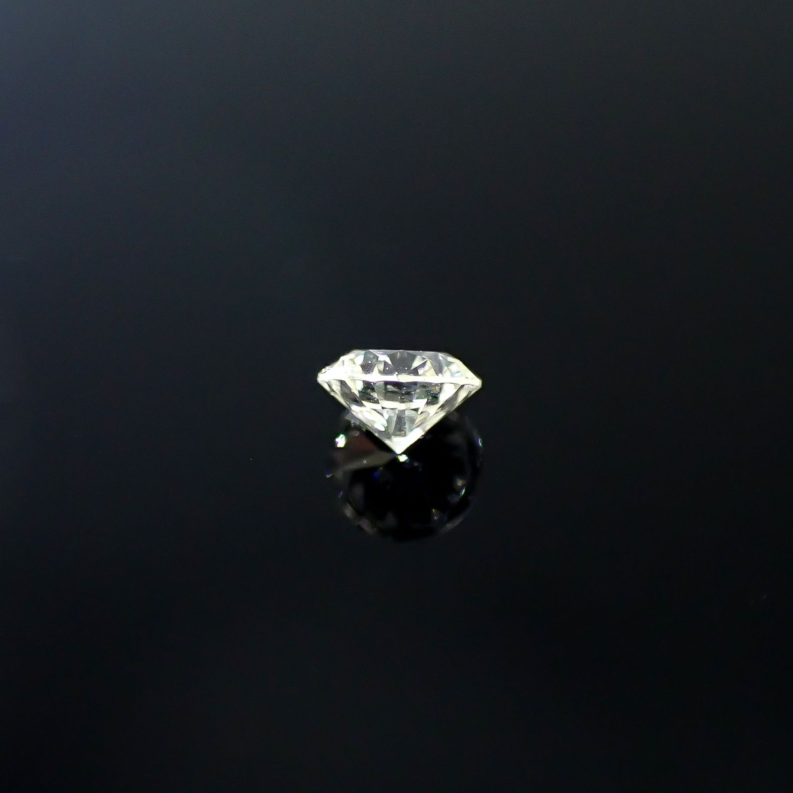 ダイヤモンド SI1-VS/TTLC ハート&キューピッド 0.074ct / 2.6x2.6mm前後 [251031168]