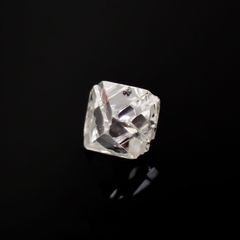 ソーヤブルダイヤモンド 原石 ロシア産 0.087ct[221219190]2.5x2.6mm前後