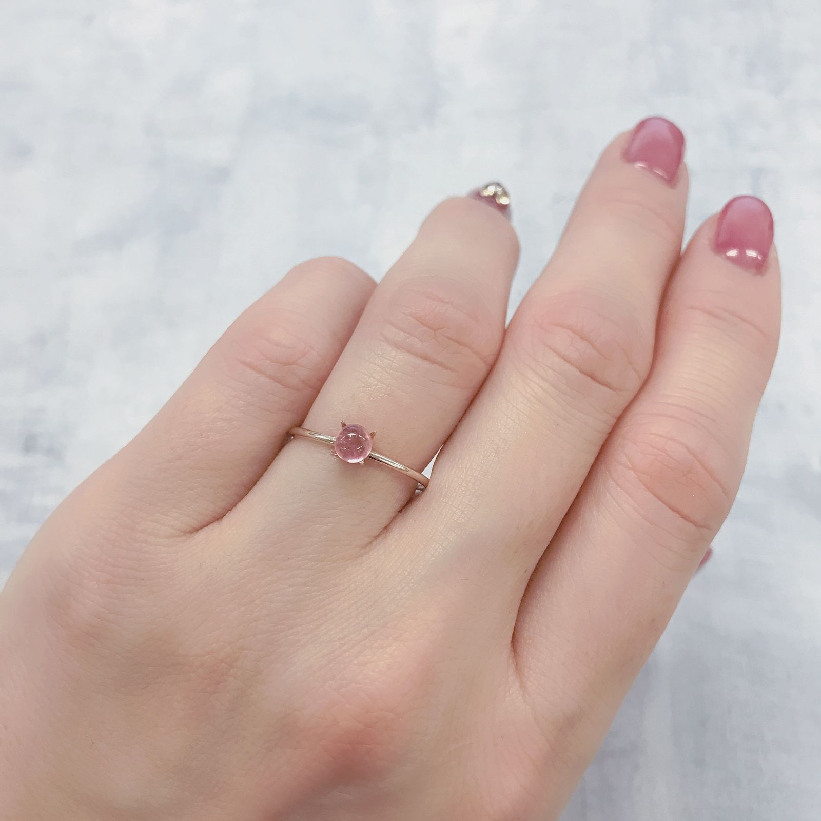 ペツォッタイトキャッツアイ(ラズベリル)(宝石名ペツォッタイト・キャッツアイ)マダガスカル産 0.406ct ソ付(彩珠)[220114346]4.1x4mm前後