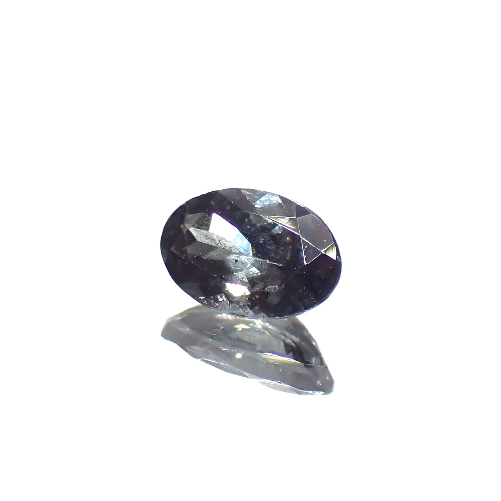 ベキリーブルーガーネット（カラーチェンジガーネット アレキタイプ） マダガスカル・ベキリー産 0.48ct[240223001]5.8x3.9mm前後