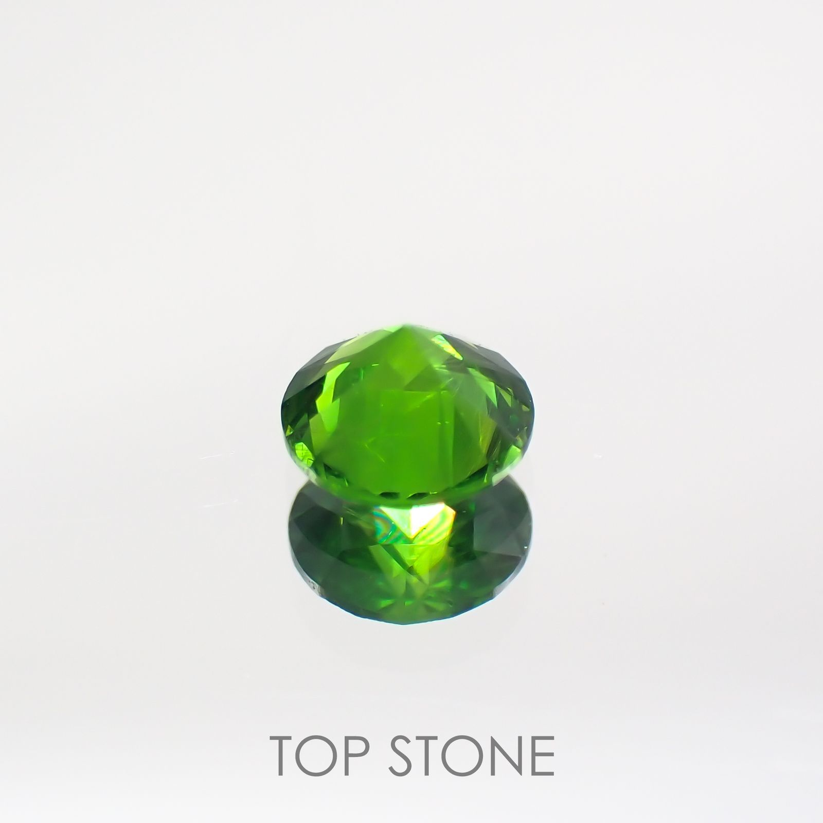 デマントイドガーネット(宝石名デマントイド・ガーネット) ロシア産 0.147ct ソ付(彩珠)[210712086]3.1×3.1mm前後
