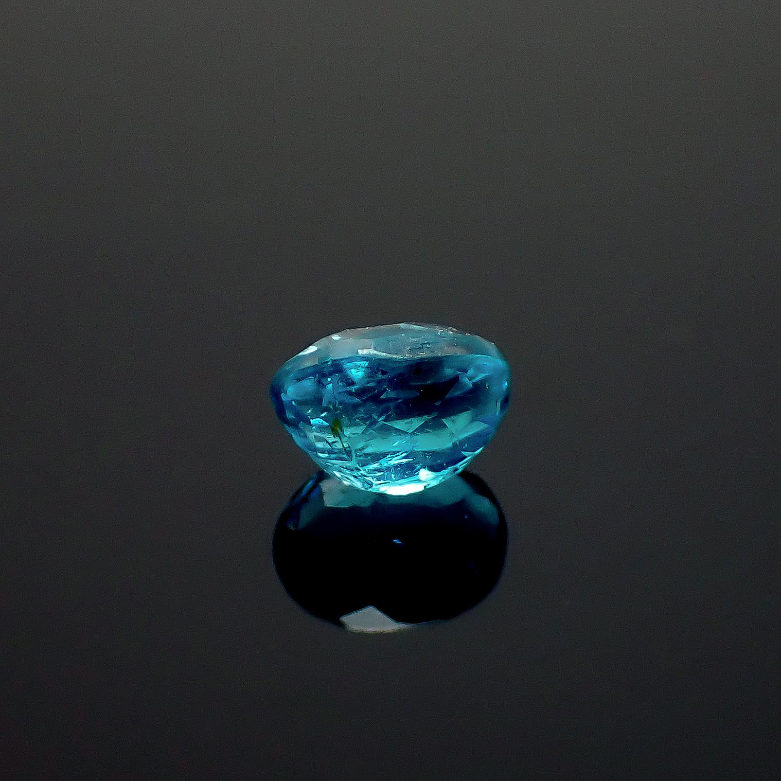 パライバトルマリン(宝石名トルマリン/別名パライバ・トルマリン)エチオピア産 GIA鑑付 0.38ct / 4.61x3.53mm前後 [260933192]