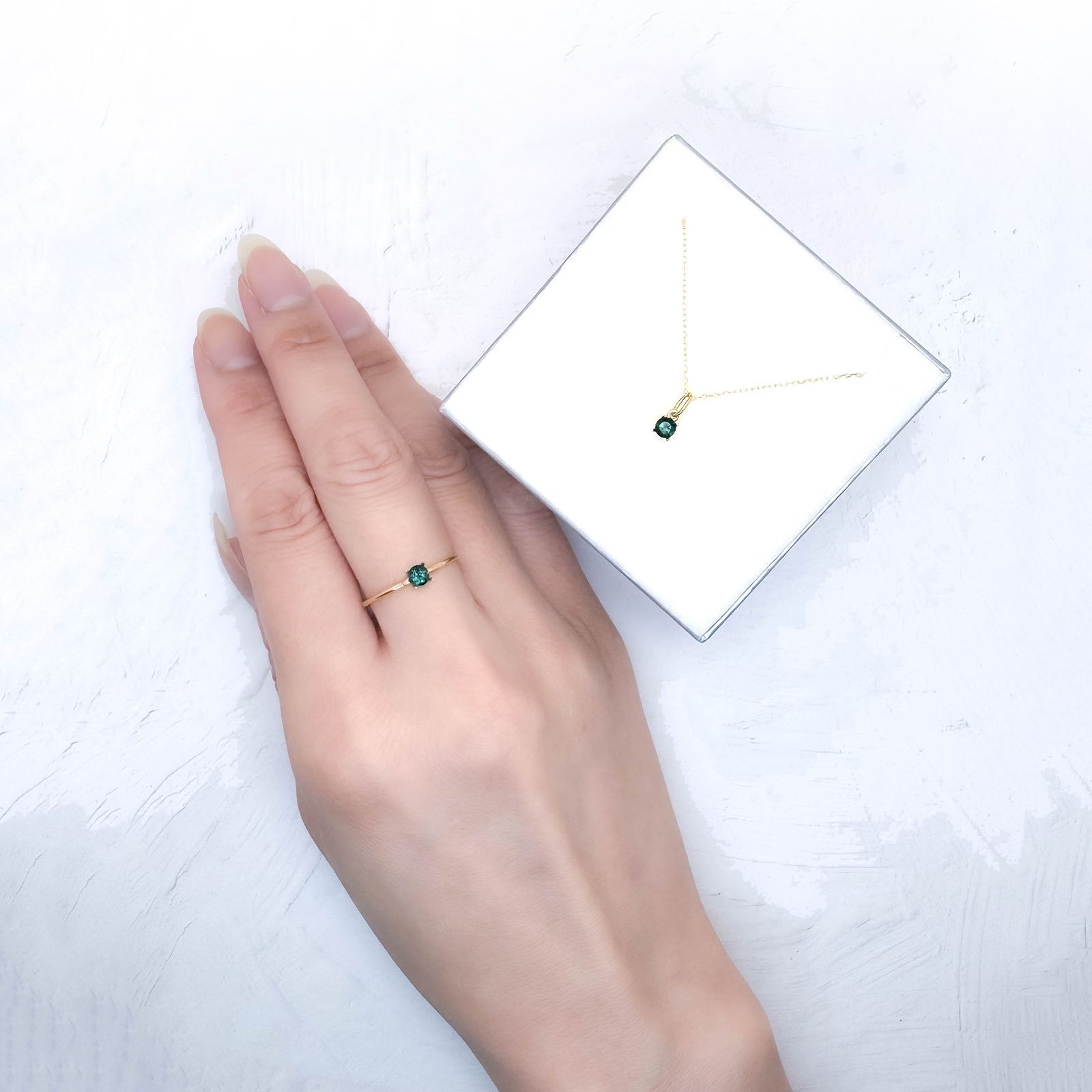 ◇ペアセット◇ブルーグリーントルマリン ブラジル産 0.32ct(2pcs合計) / 3.5x3.5mm前後 [251031160]