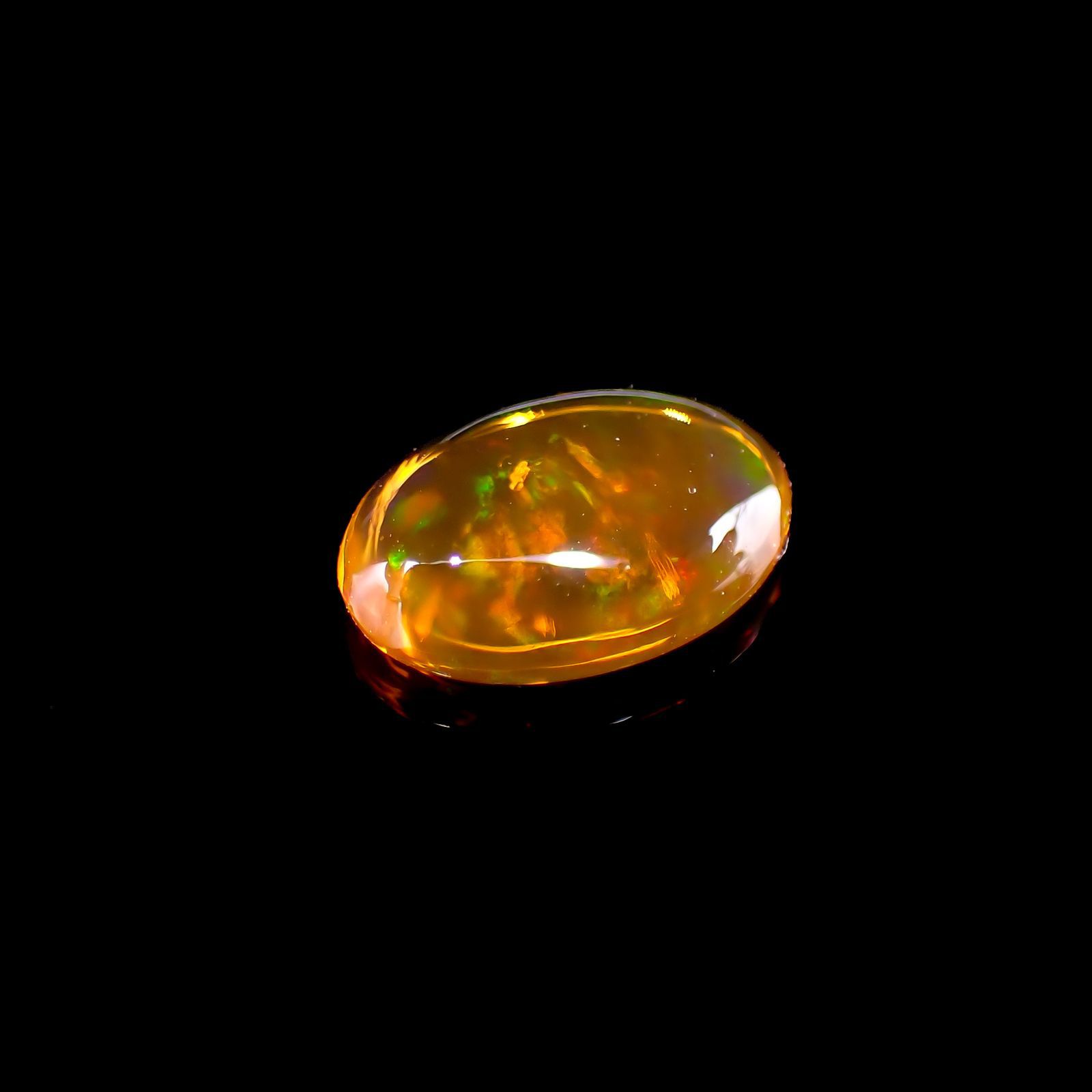 ファイヤーオパール メキシコ産 0.62ct[220917616]7.9x6mm前後