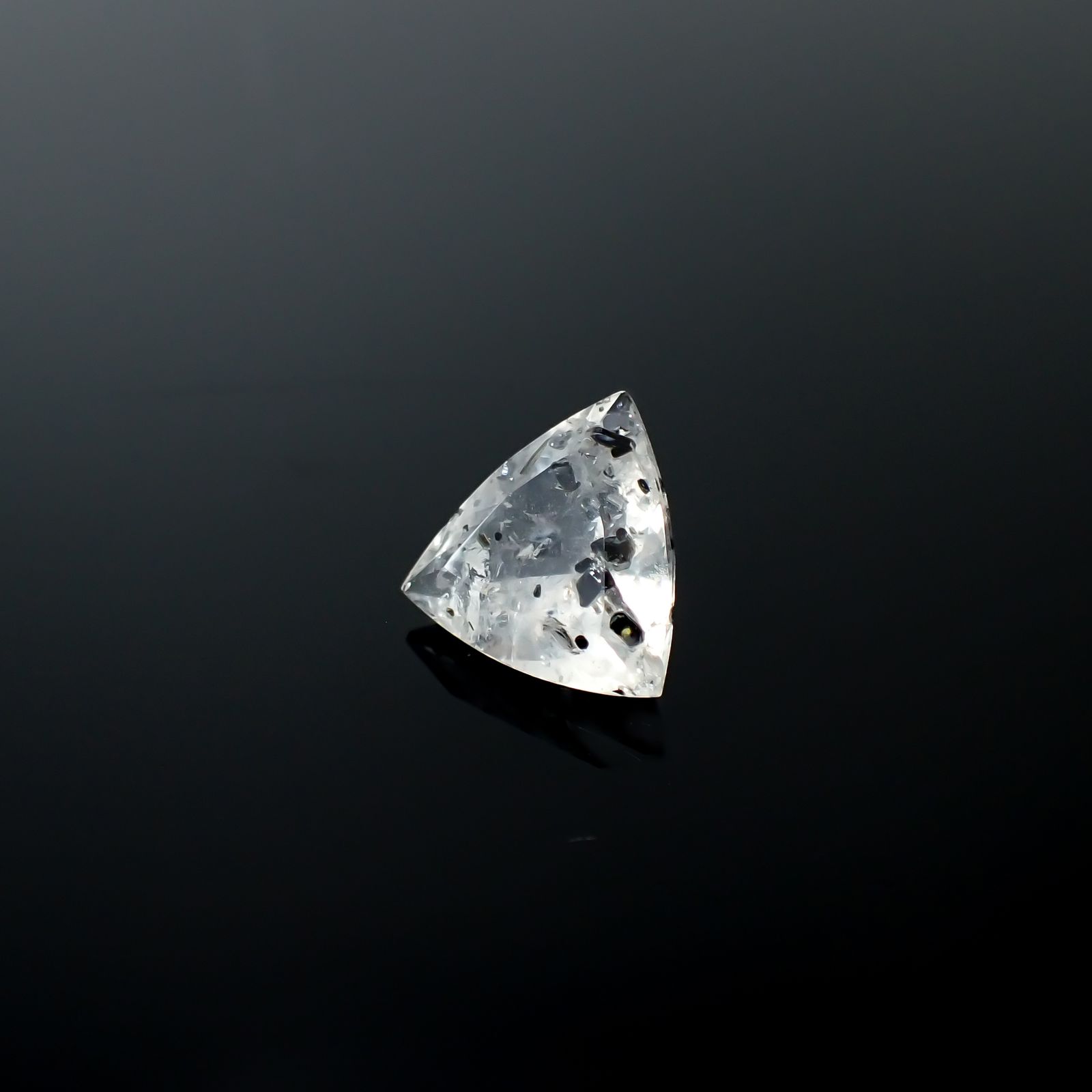 ジャガークォーツ タンザニア産 4.11ct[240427076]11.9x11.8mm前後