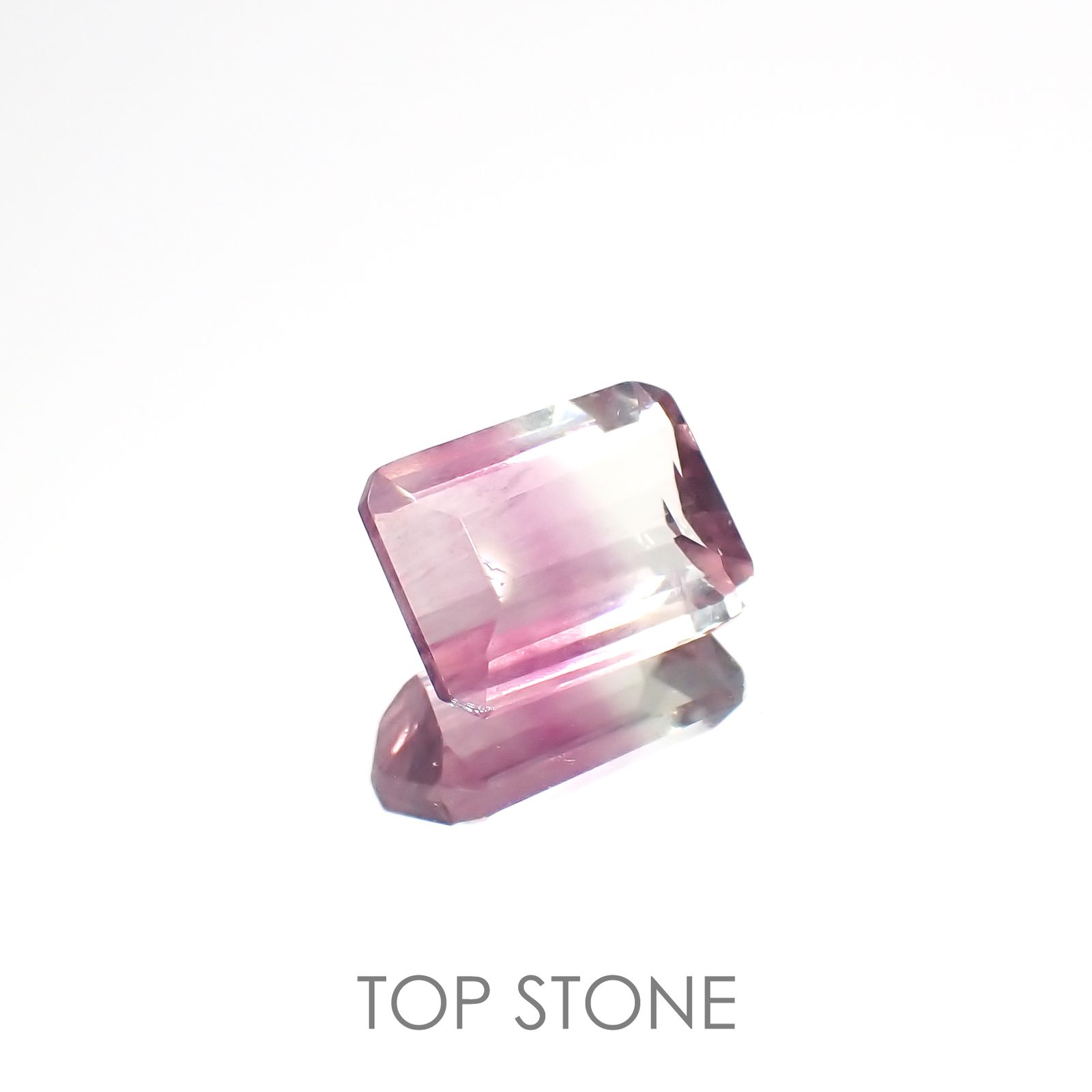 バイカラーフローライト 中国産 1.78ct[220917992]8x6mm前後