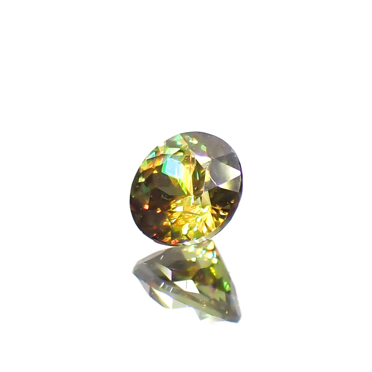 カラーチェンジスフェーン パキスタン産 0.21ct[230522188]3.6x3.5mm前後