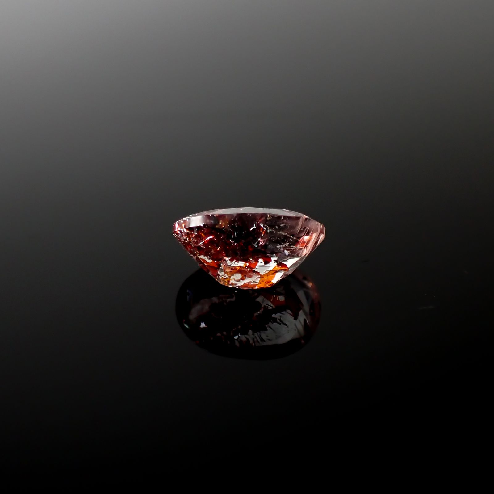 ファイヤークォーツ ナイジェリア産 1.79ct[240326720]9.6x7mm前後
