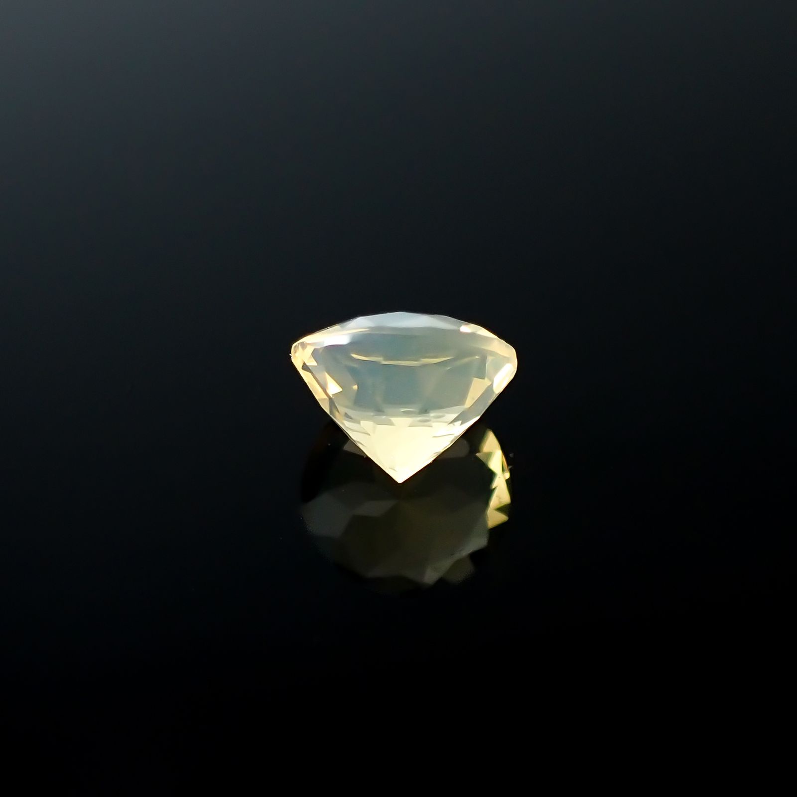 イエローオパール メキシコ産 0.95ct[240226192]7.1x7.1mm前後