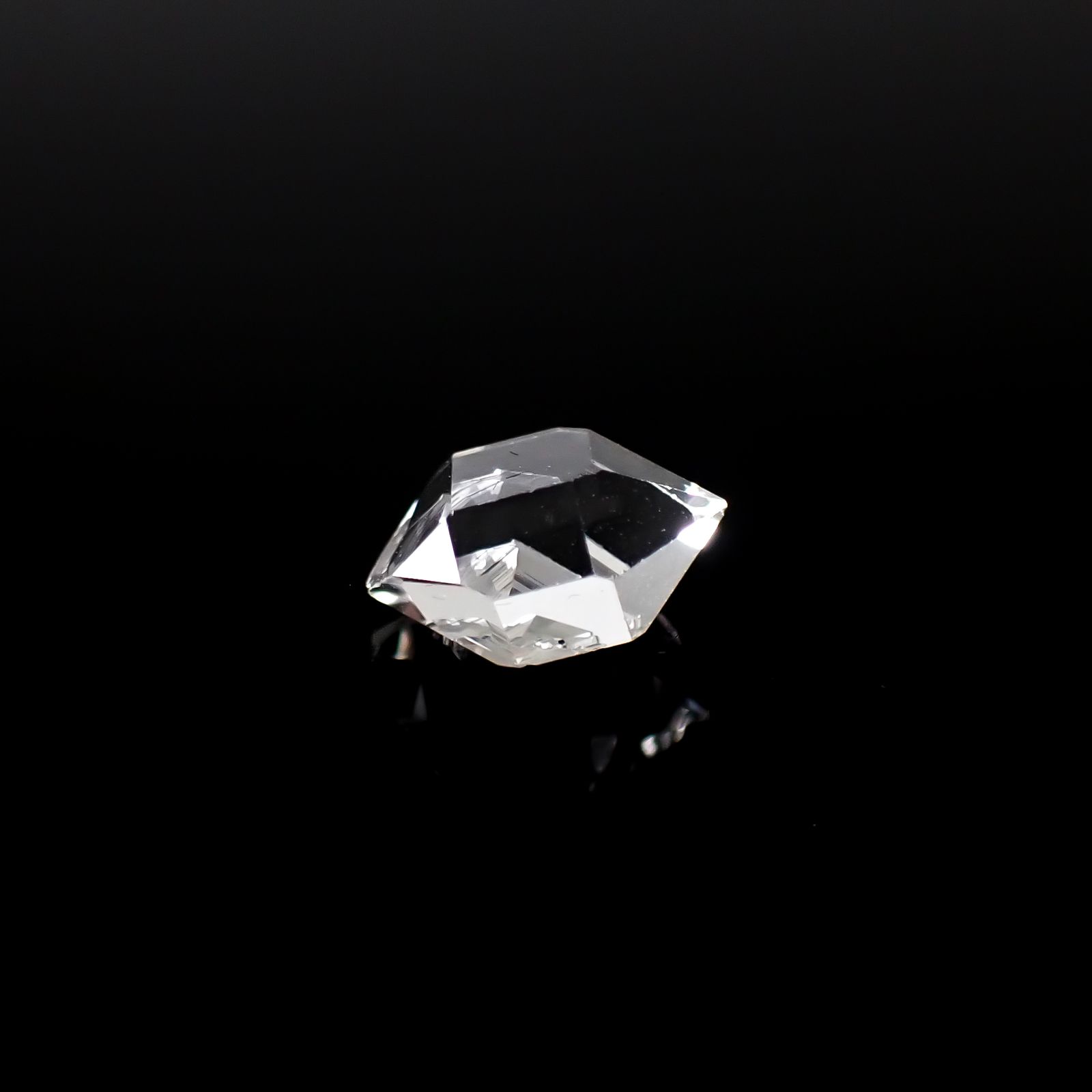 ハーキマーダイヤモンド 原石 アメリカ・ニューヨーク州産 2.25ct[240628451]10.3x6.9mm前後