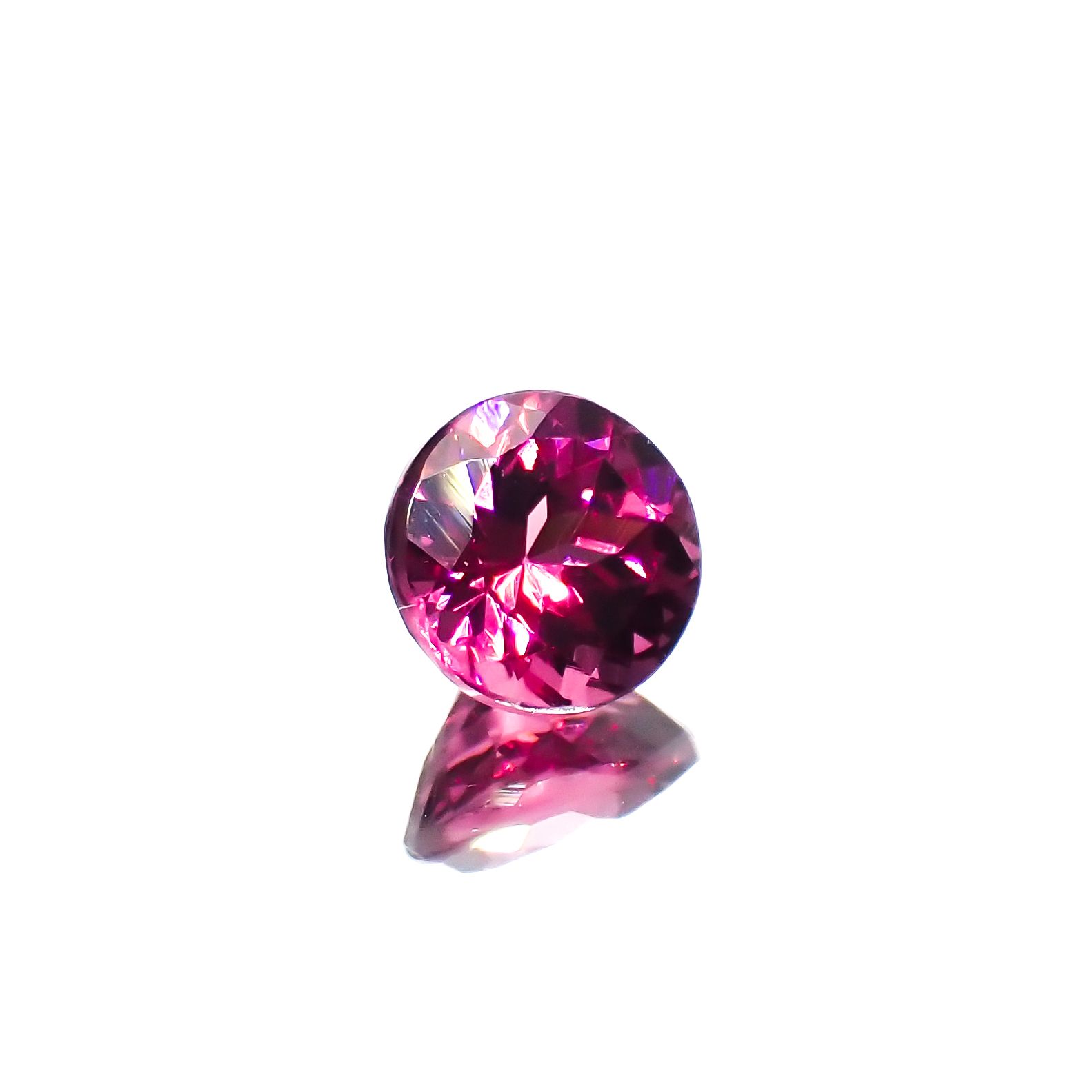 カラーシフトマラヤガーネット タンザニア産 1.16ct[231124336]6.1x6.1mm前後