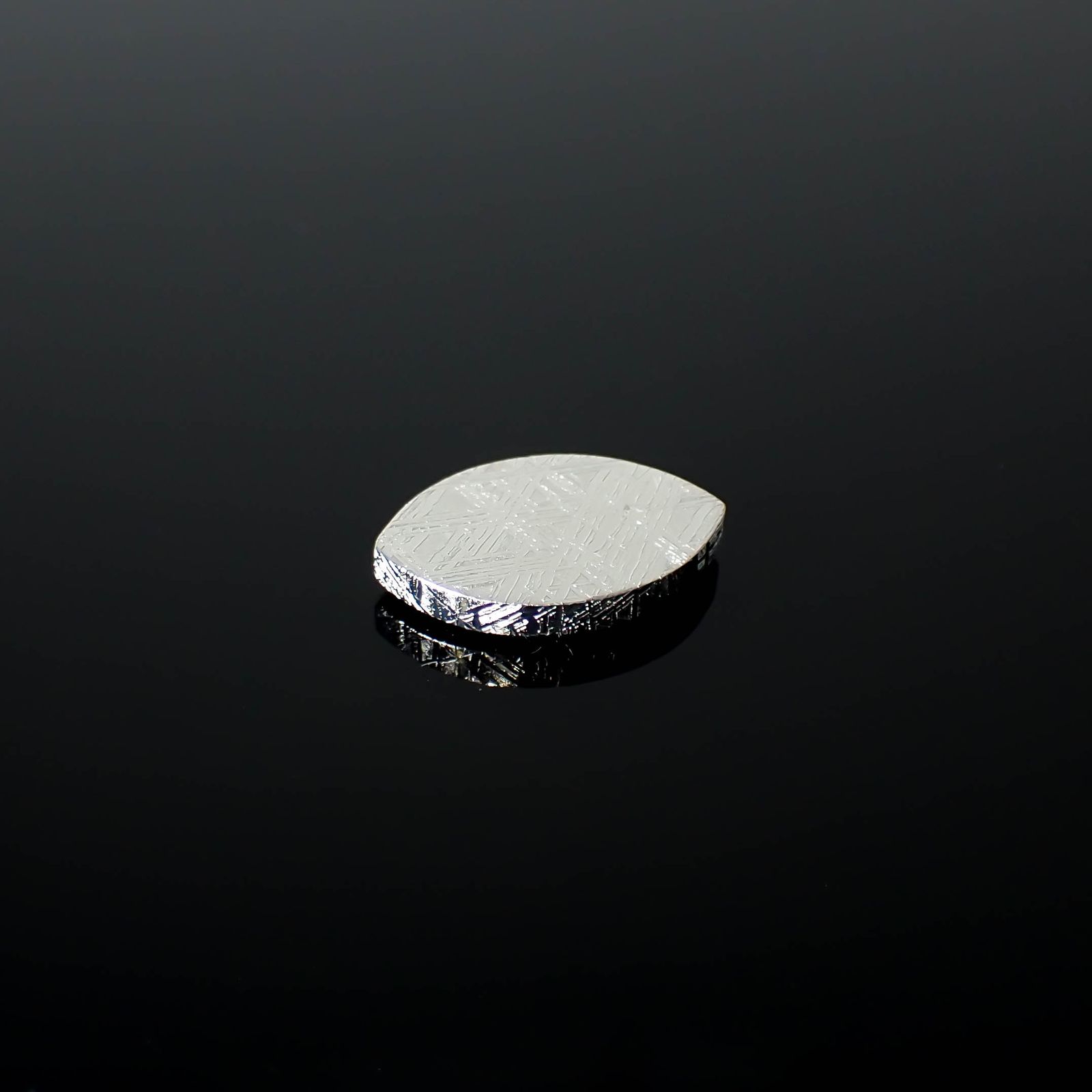 ムオニナルスタ隕石 発見地:スウェーデン 19.61ct[240125803]19.7x12.6mm前後